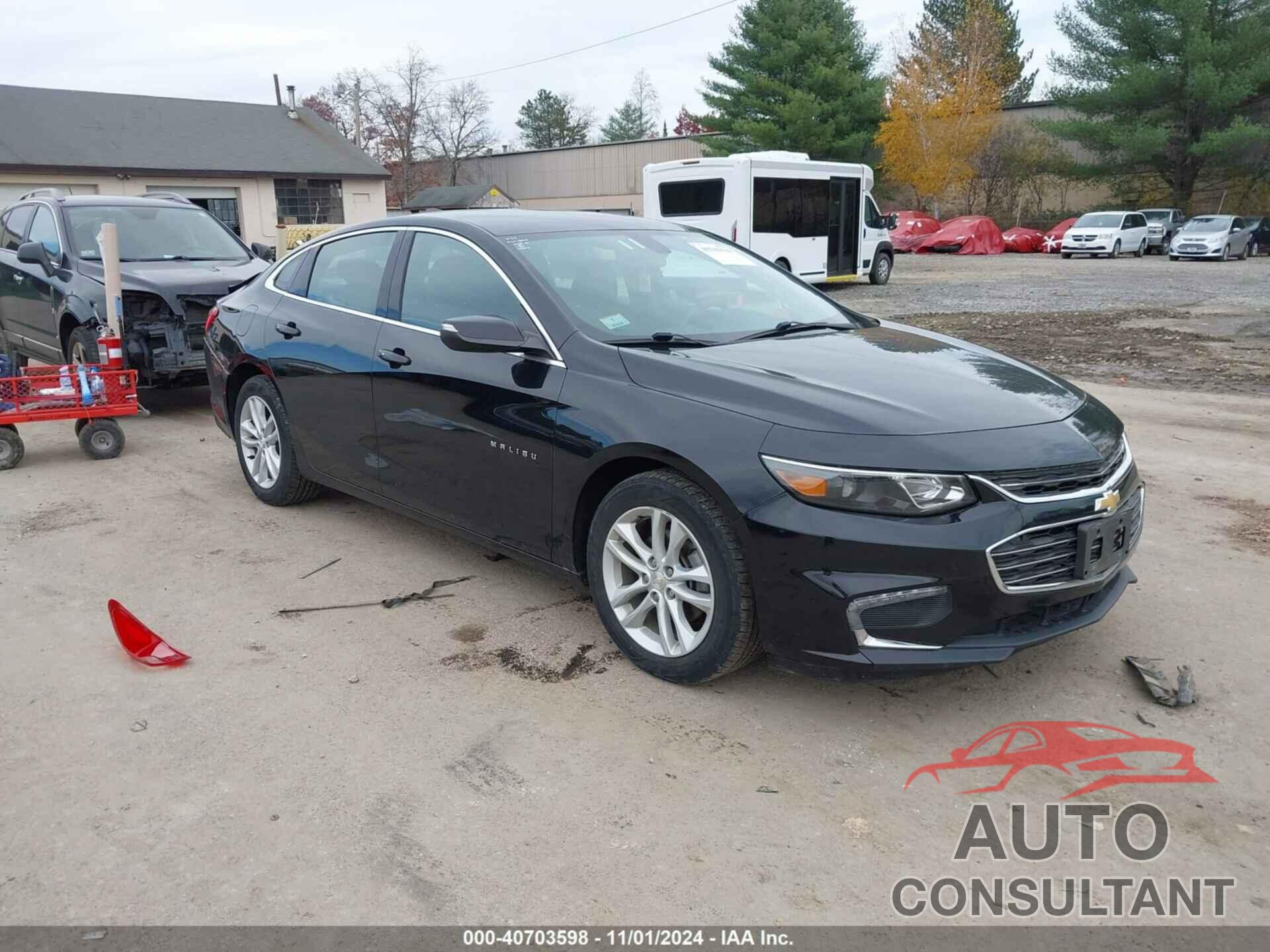 CHEVROLET MALIBU 2018 - 1G1ZD5ST7JF231761