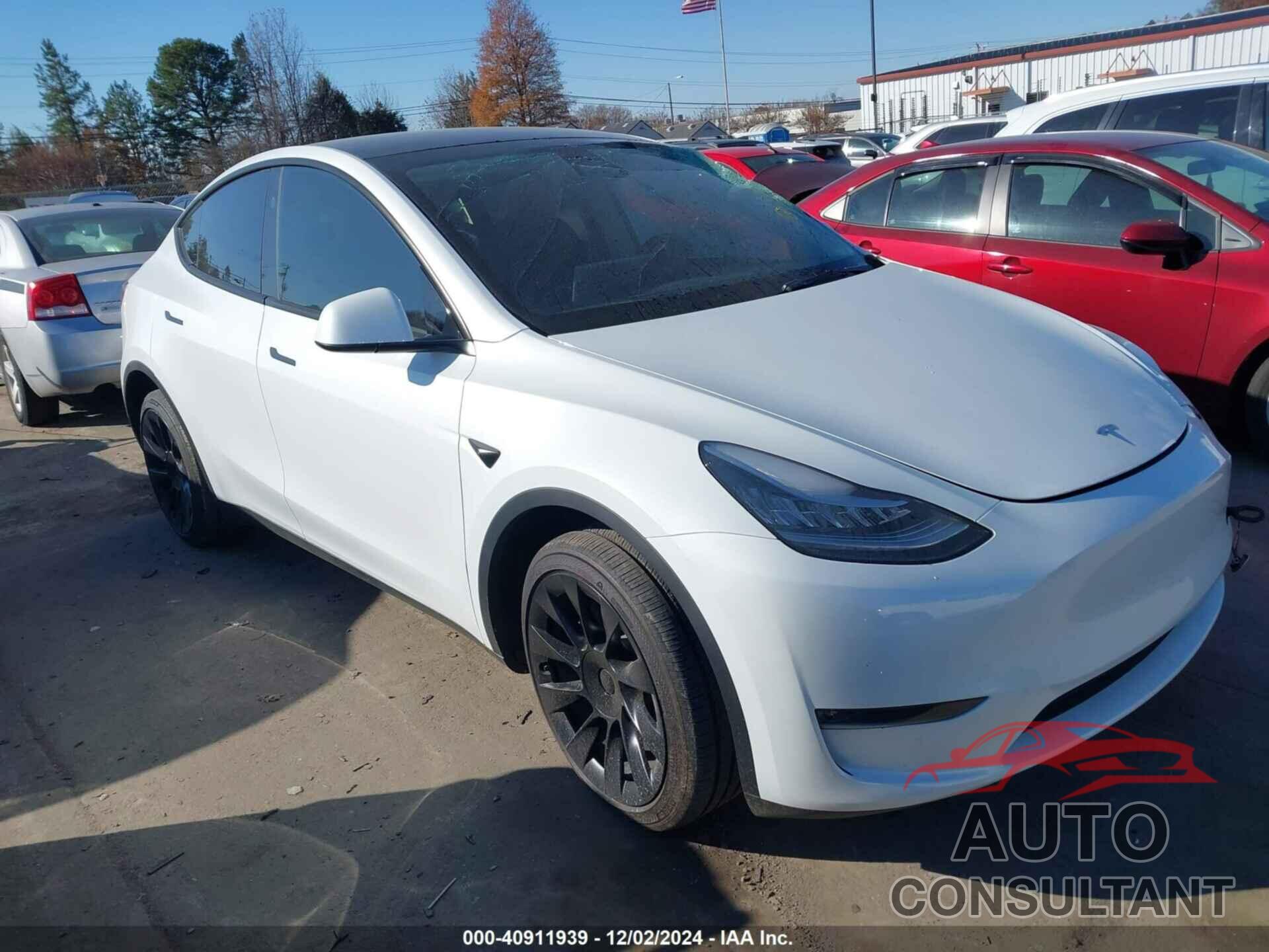 TESLA MODEL Y 2023 - 7SAYGDEE7PA151195