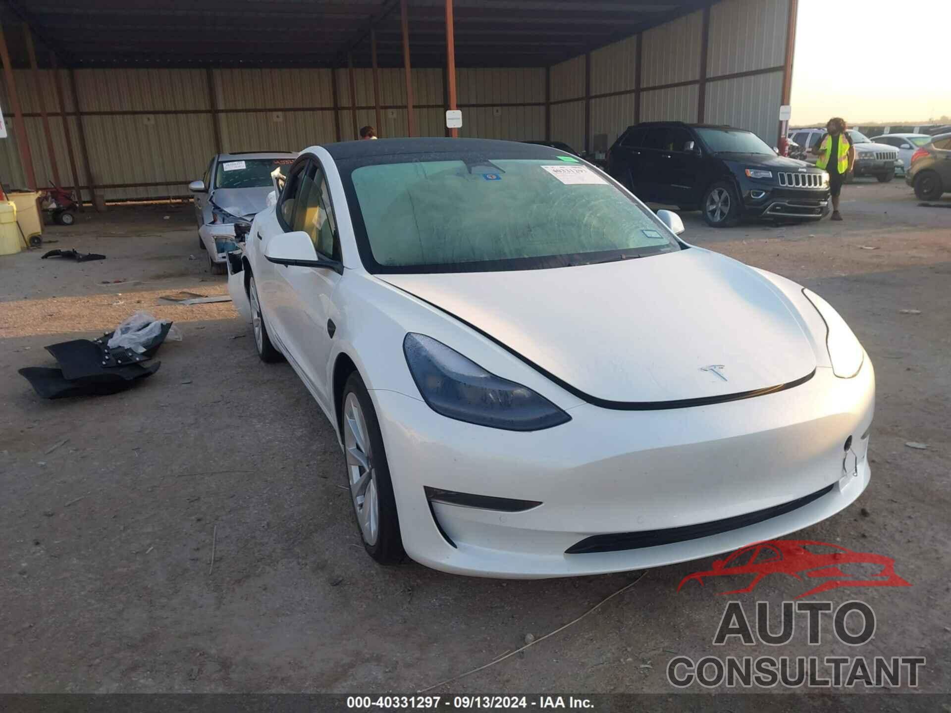 TESLA MODEL 3 2022 - 5YJ3E1EB8NF329780