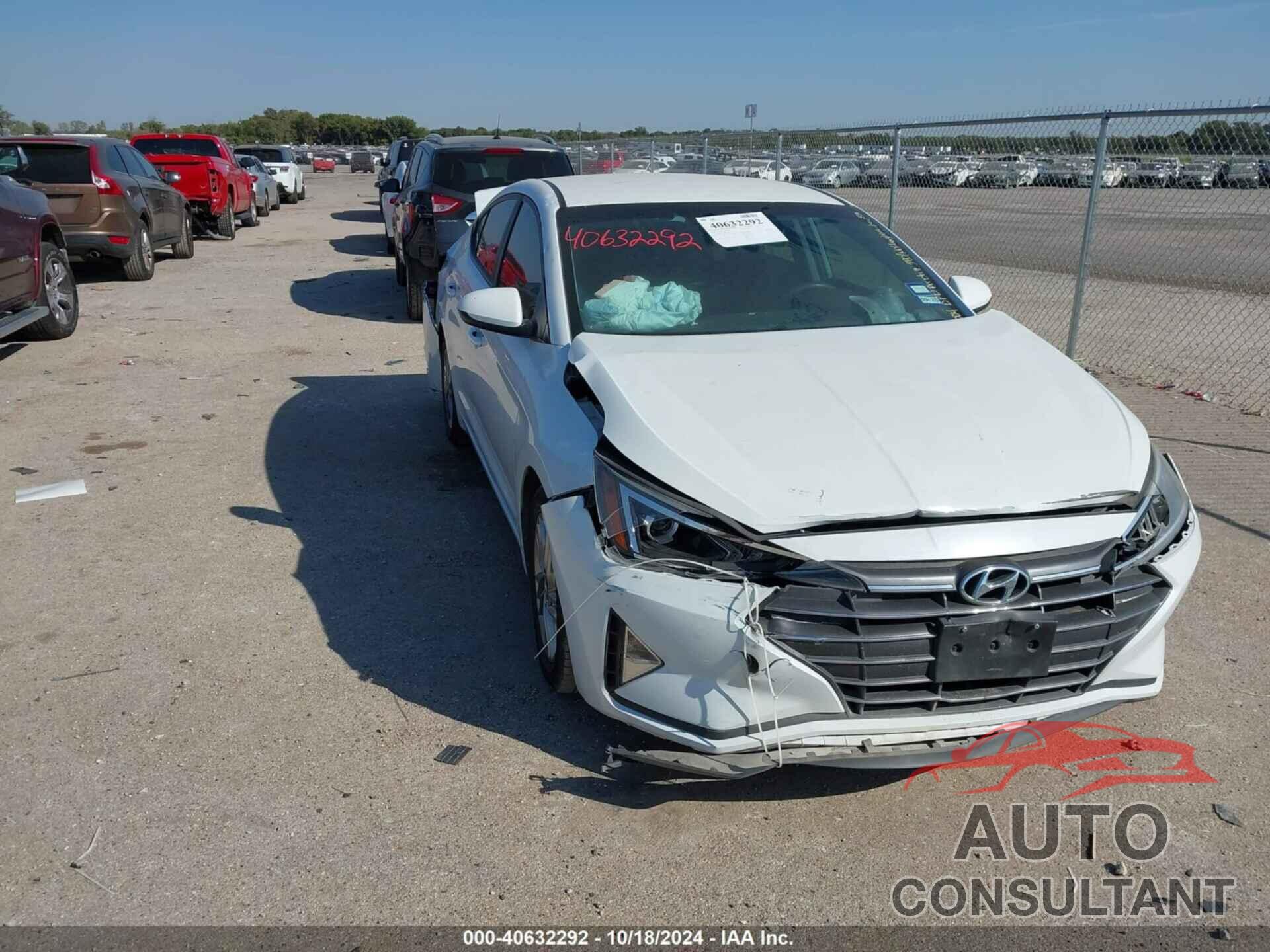 HYUNDAI ELANTRA 2019 - 5NPD84LF2KH410578