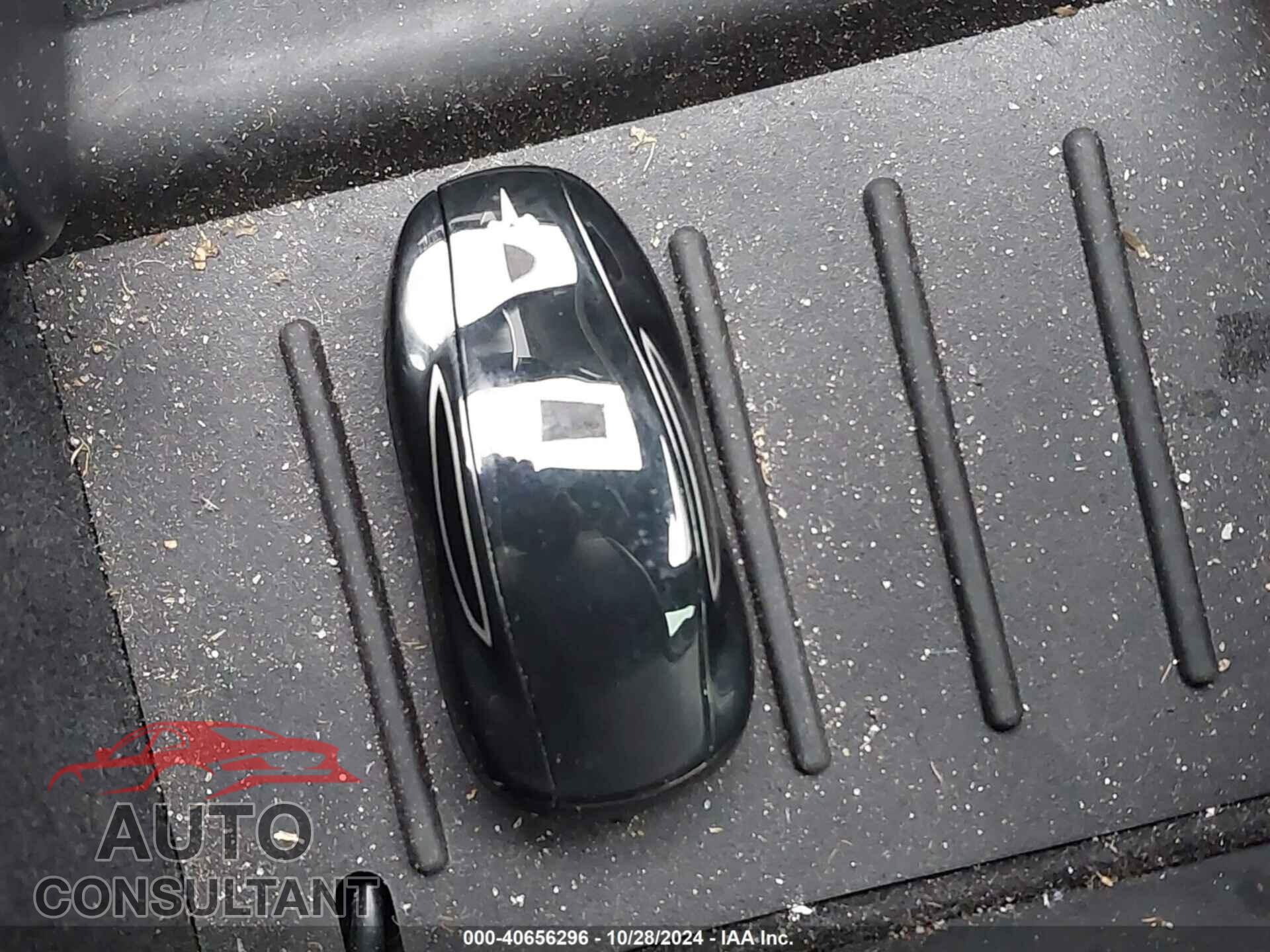 TESLA MODEL S 2016 - 5YJSA1E26GF161177