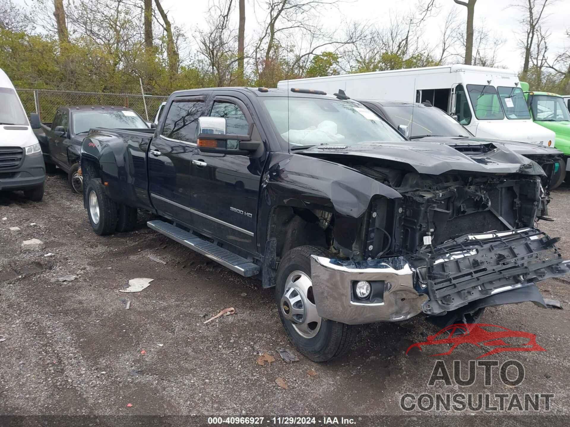 CHEVROLET SILVERADO 3500HD 2018 - 1GC4K0EY4JF284192