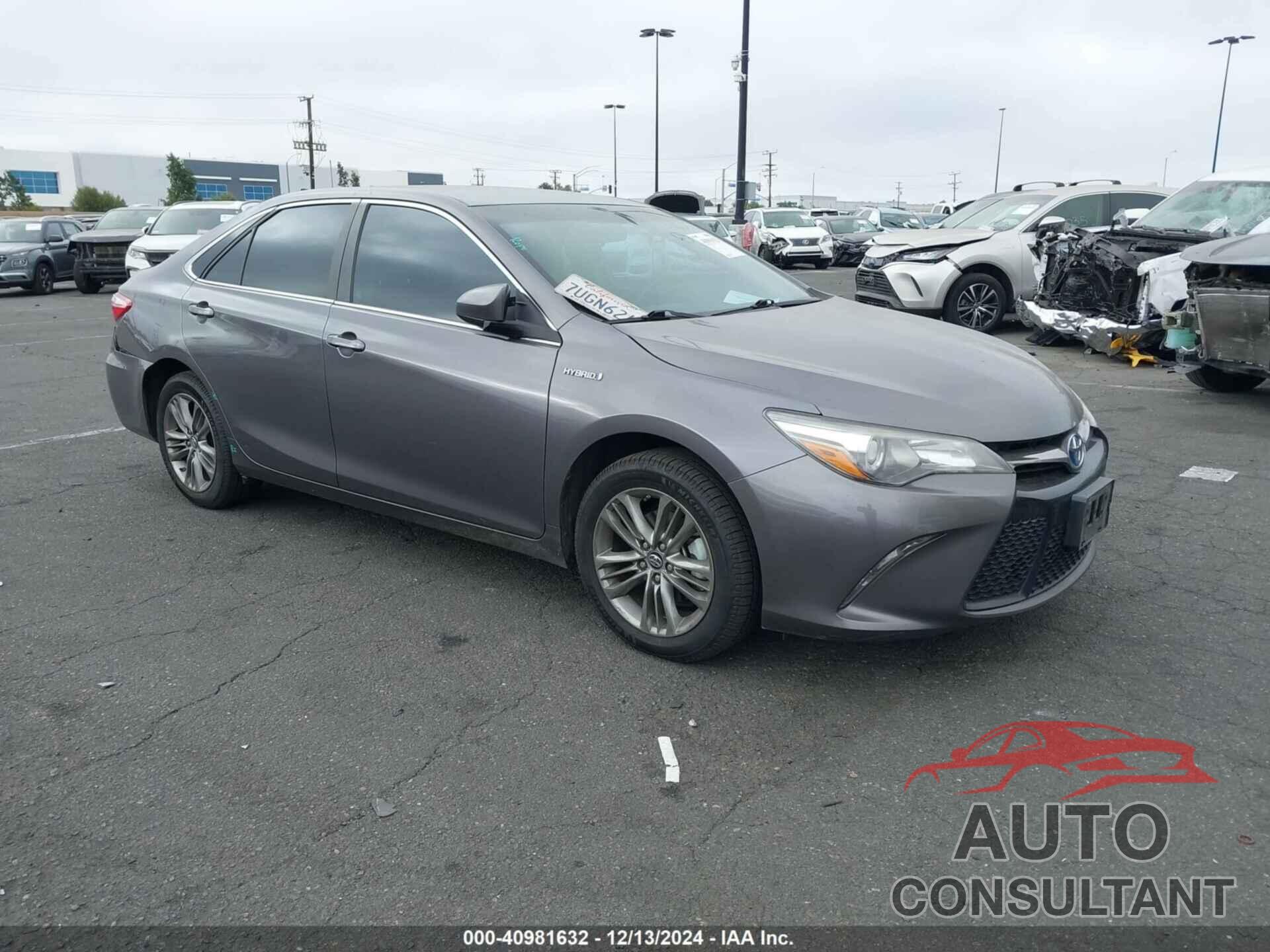 TOYOTA CAMRY HYBRID 2016 - 4T1BD1FK0GU196385