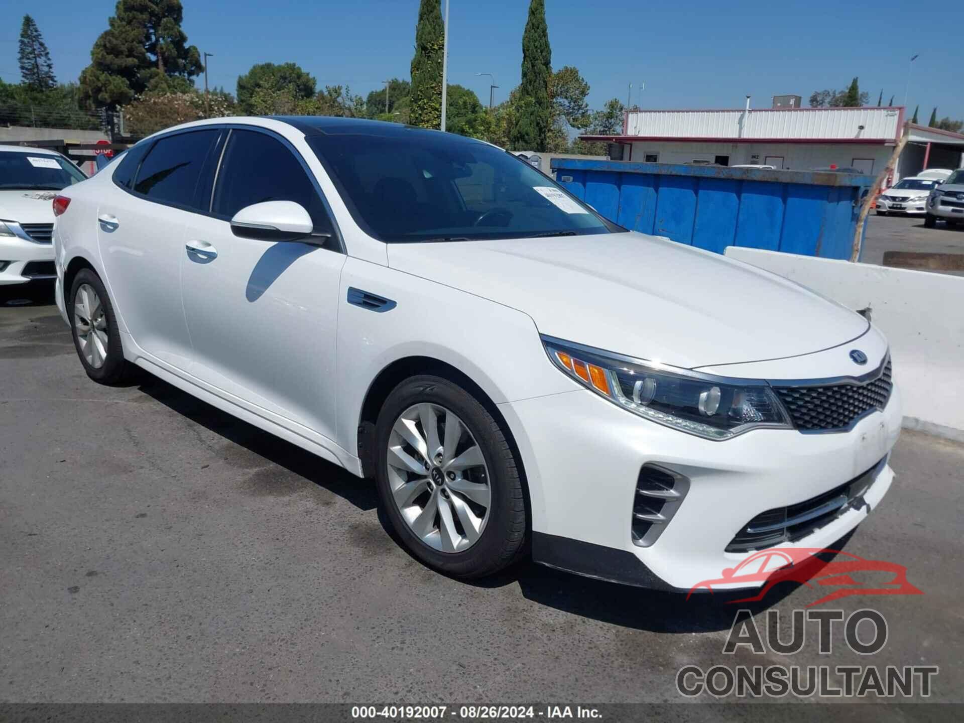 KIA OPTIMA 2017 - 5XXGU4L38HG172271