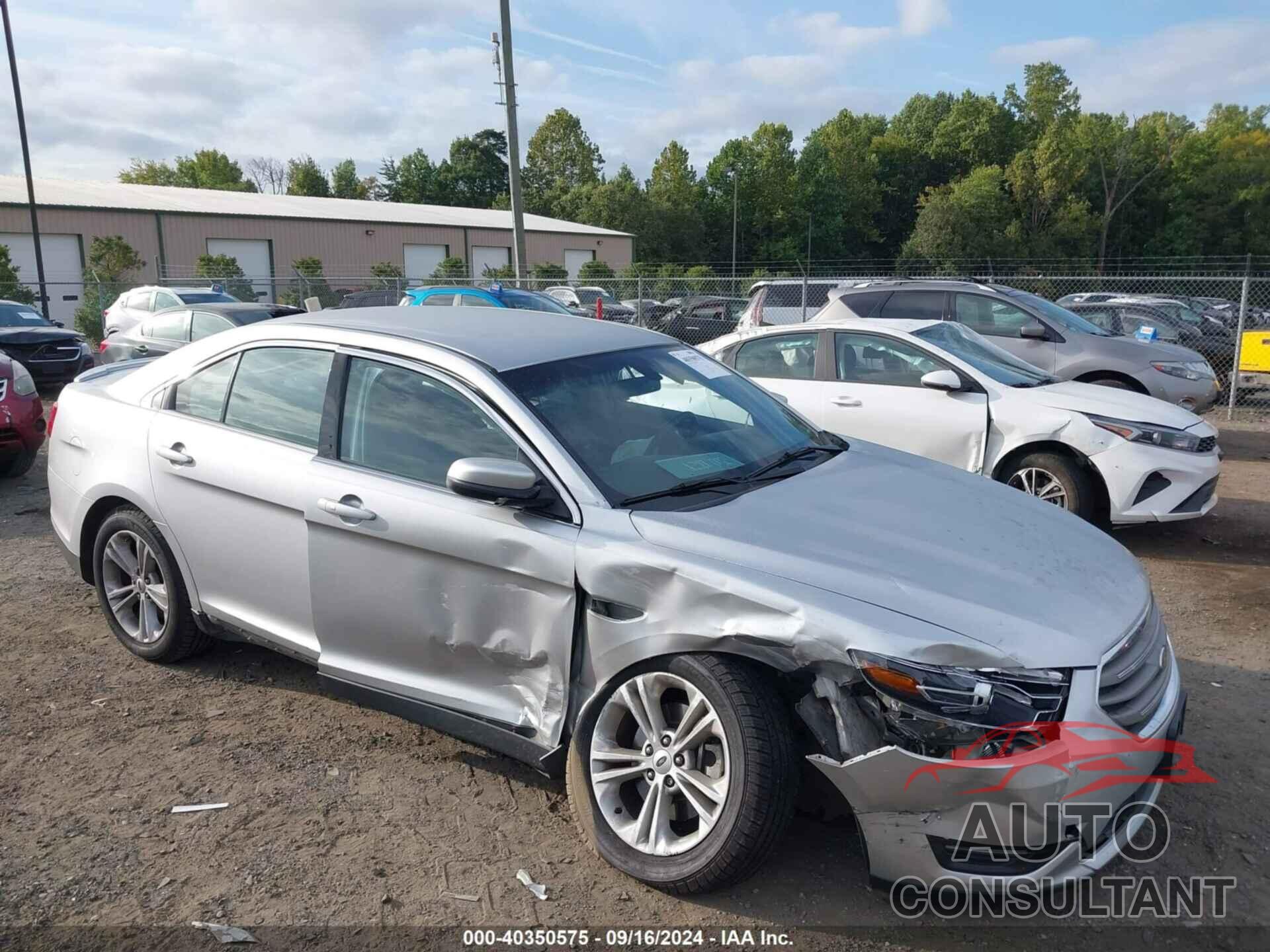 FORD TAURUS 2016 - 1FAHP2E85GG147950