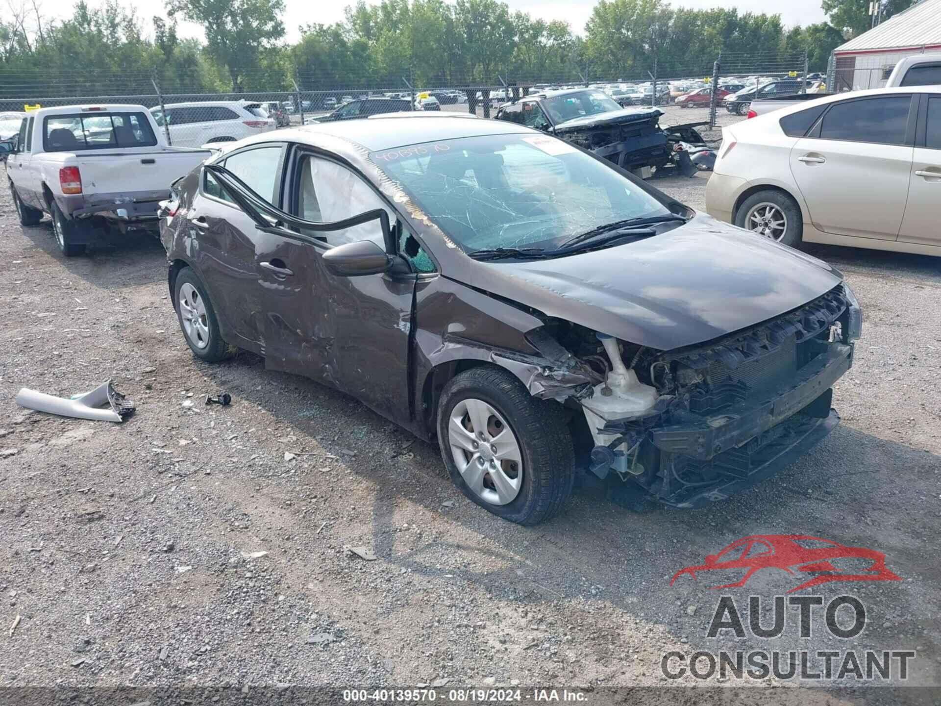 KIA FORTE 2018 - 3KPFL4A76JE164057