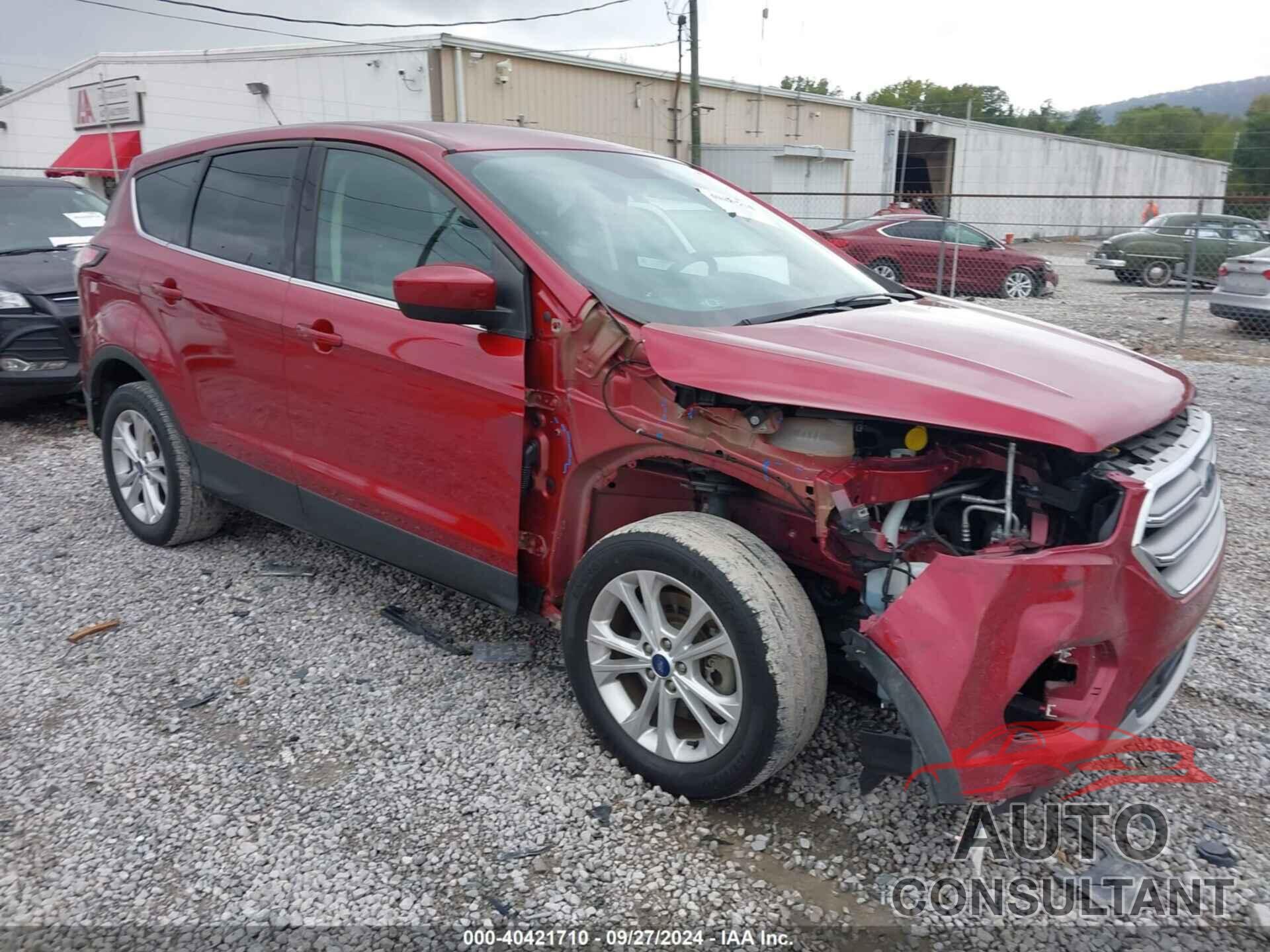 FORD ESCAPE 2017 - 1FMCU0G99HUE51305