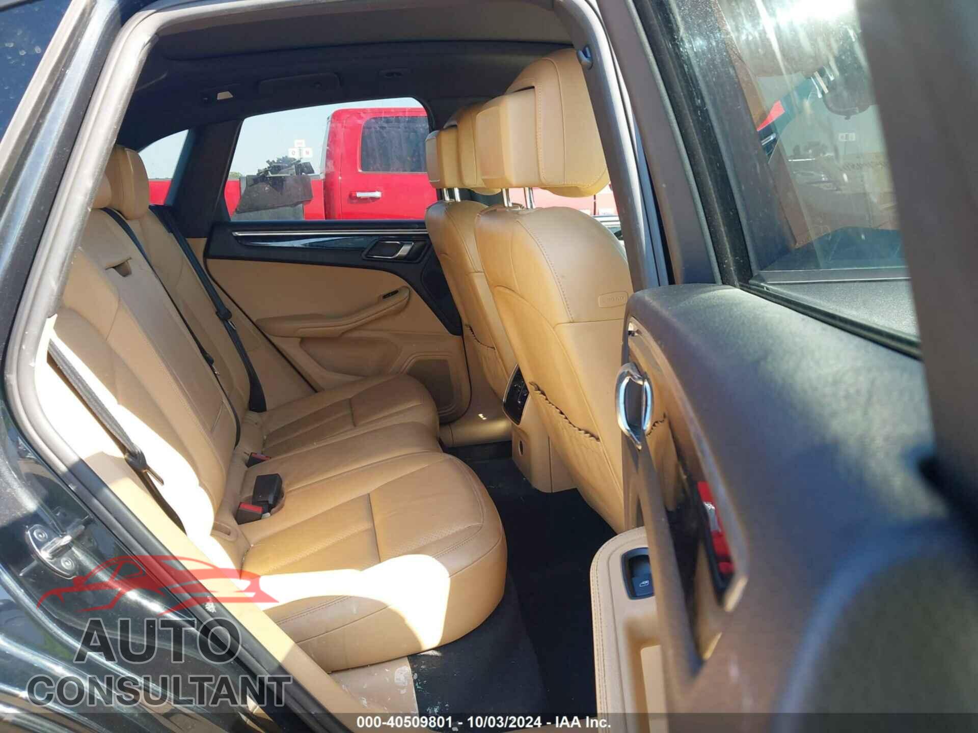 PORSCHE MACAN 2017 - WP1AA2A59HLB07631