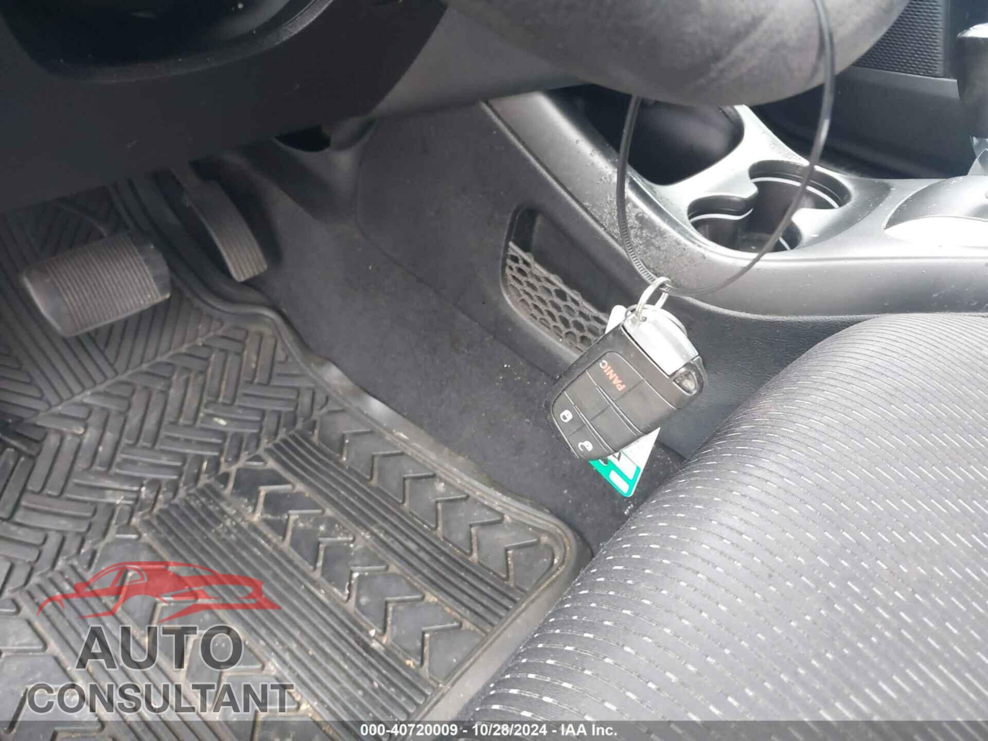 DODGE JOURNEY 2017 - 3C4PDCAB7HT683849