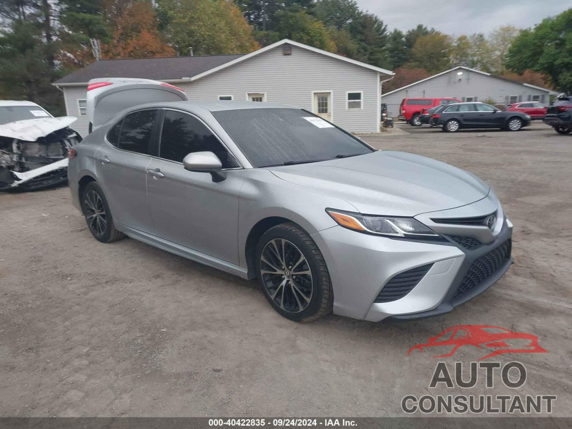 TOYOTA CAMRY 2018 - JTNB11HK3J3043843