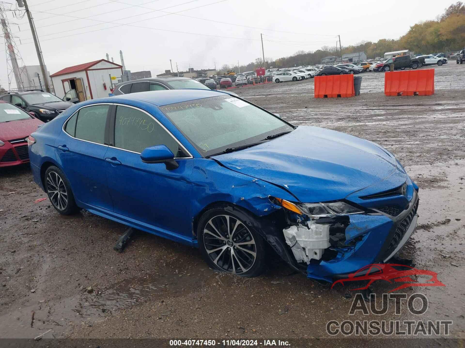 TOYOTA CAMRY 2019 - 4T1B11HK6KU198494