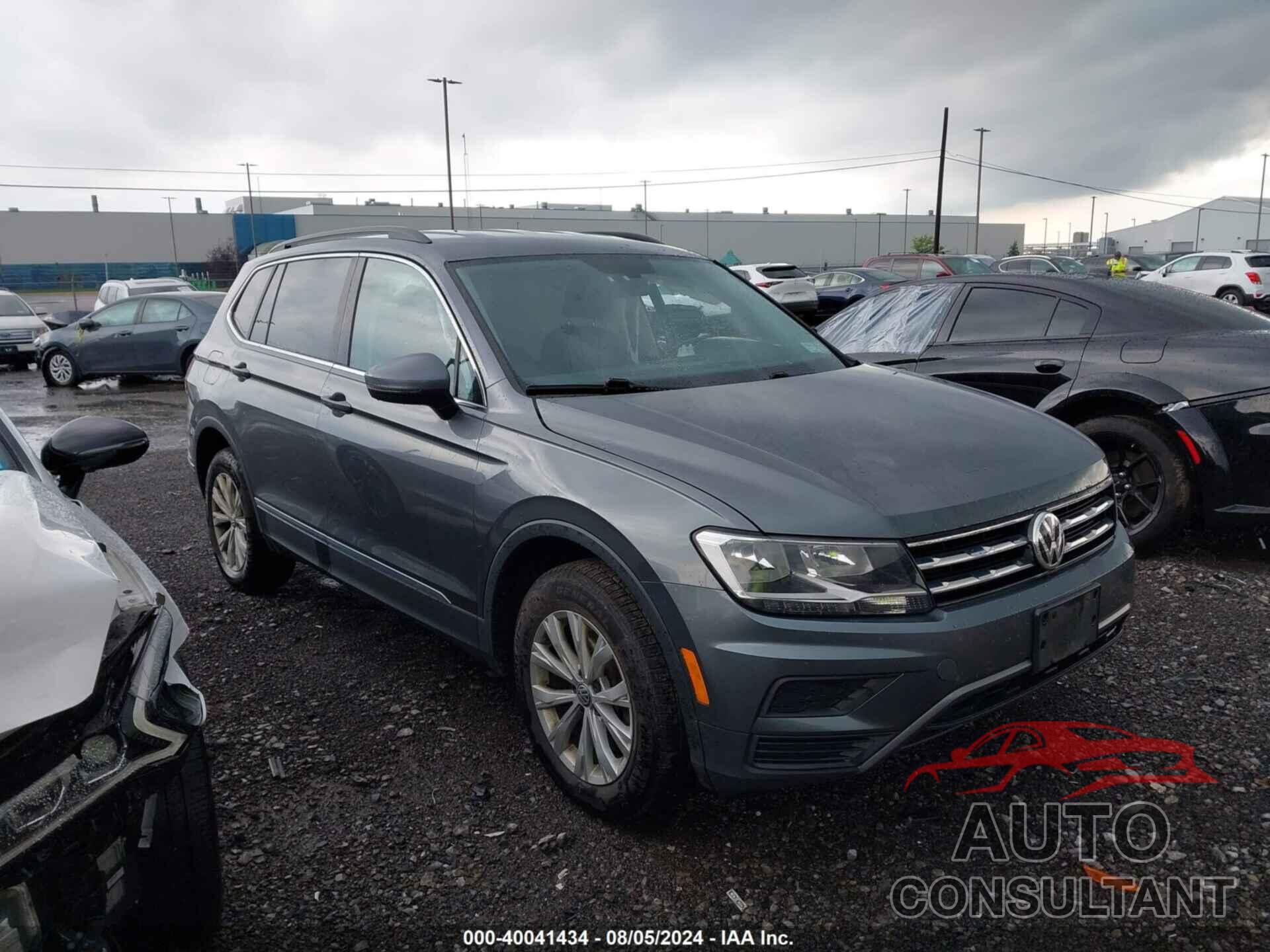 VOLKSWAGEN TIGUAN 2018 - 3VV2B7AX7JM055018