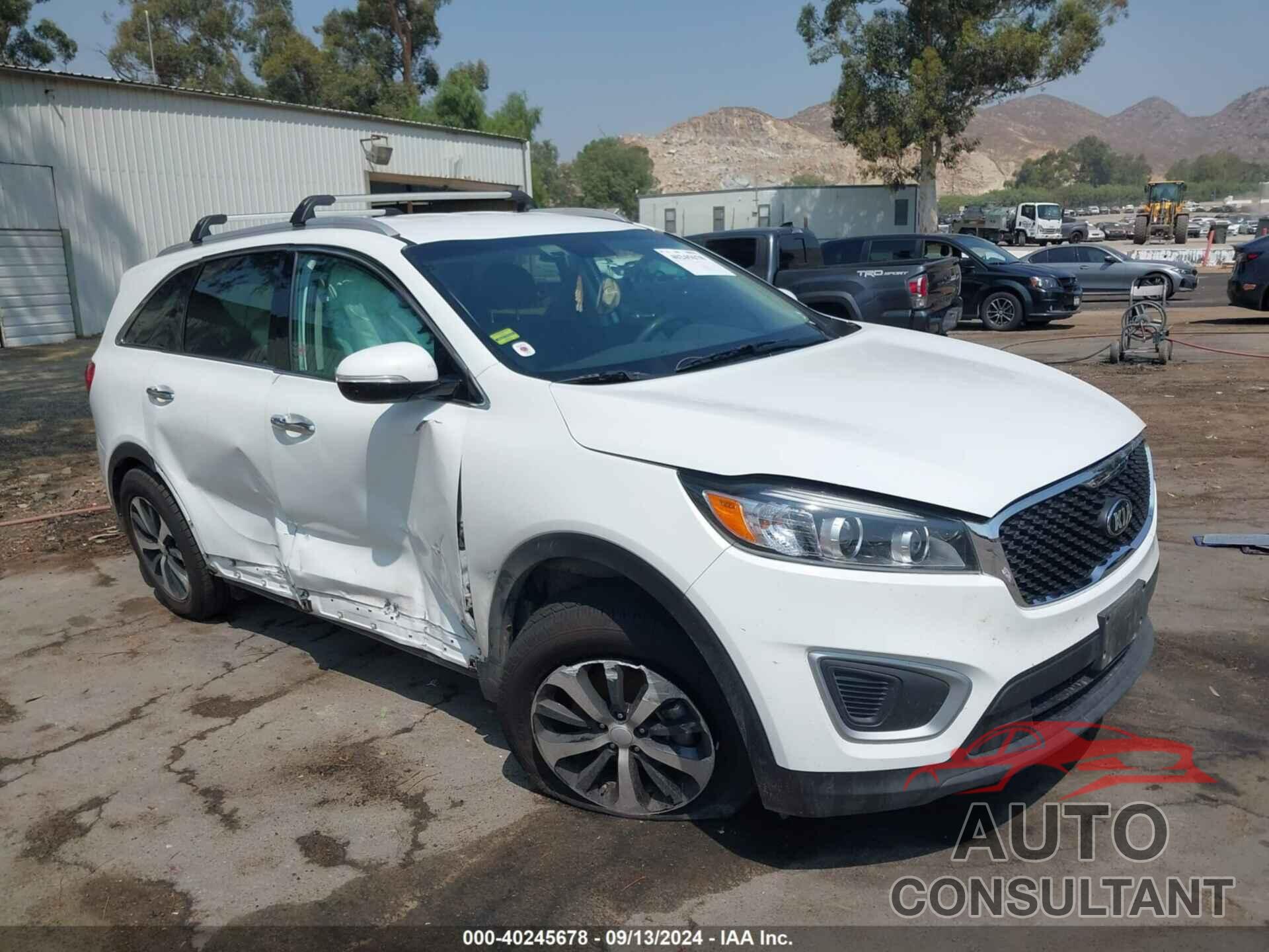 KIA SORENTO 2018 - 5XYPG4A31JG346211