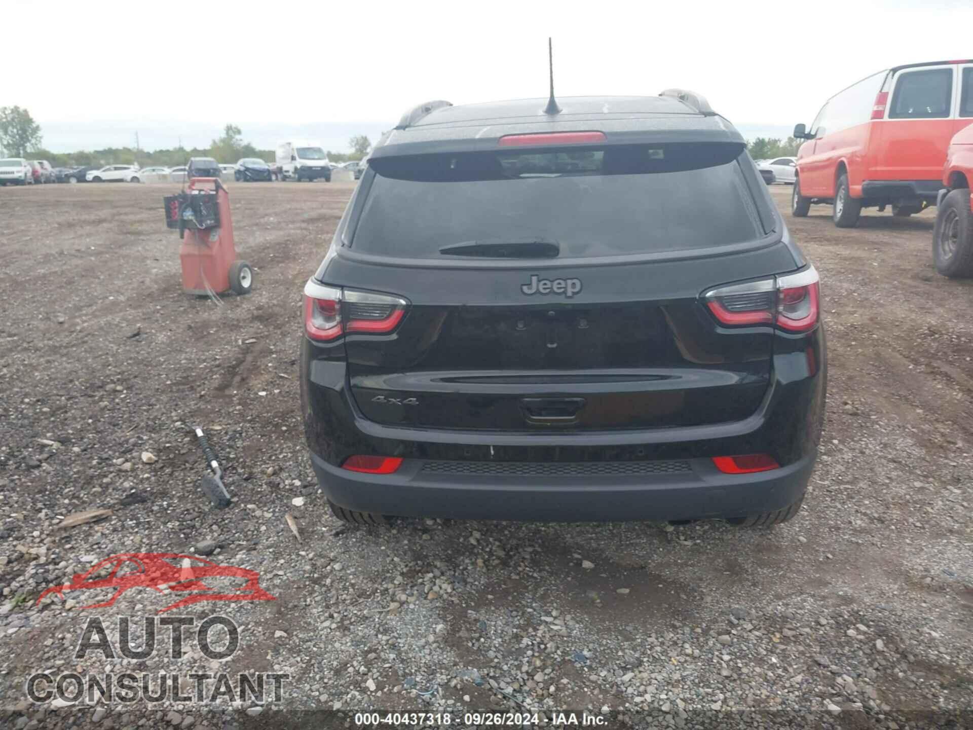 JEEP COMPASS 2020 - 3C4NJDCB5LT258111