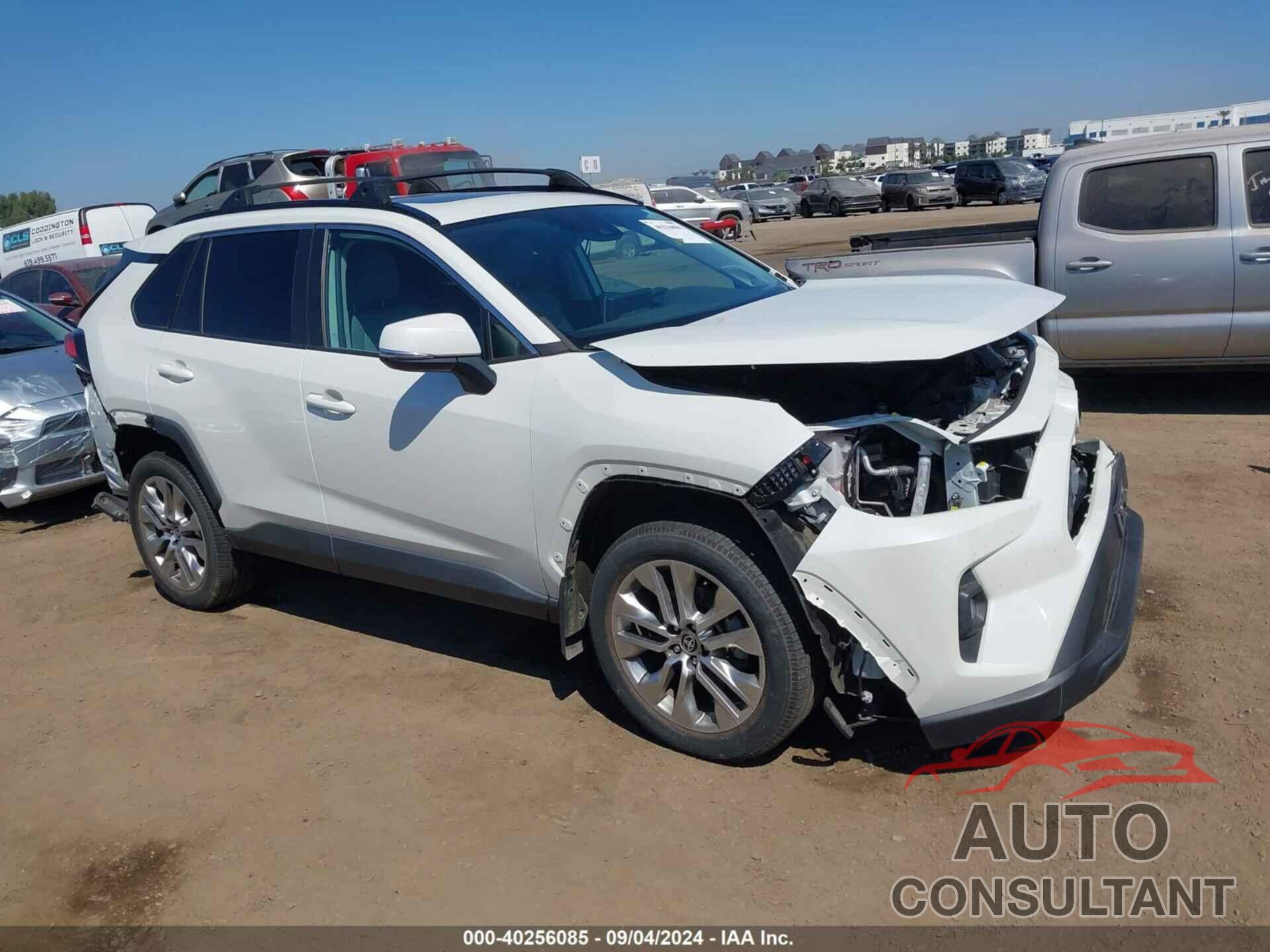 TOYOTA RAV4 2022 - 2T3C1RFV6NW197518