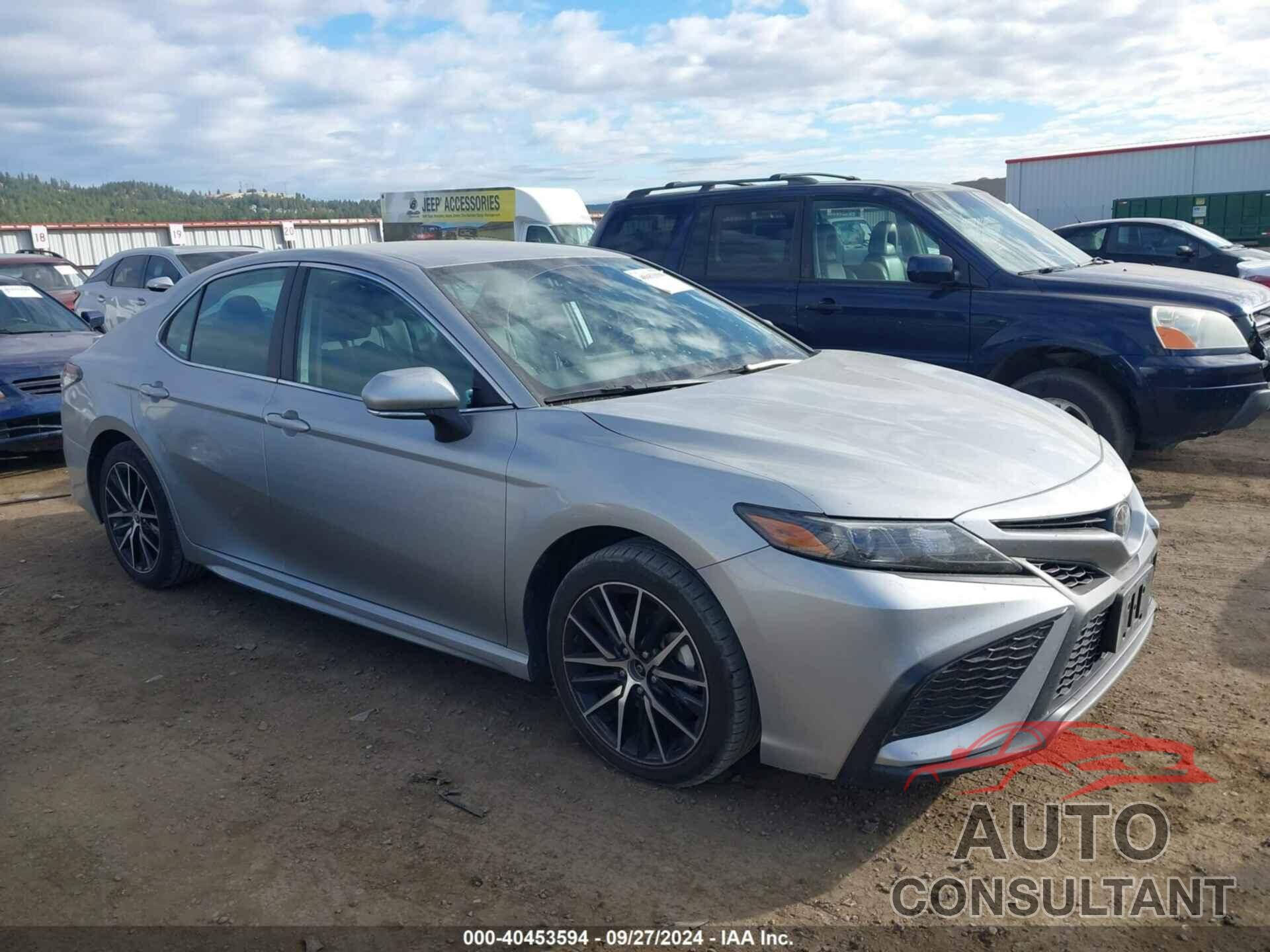 TOYOTA CAMRY 2022 - 4T1G11AK4NU686797