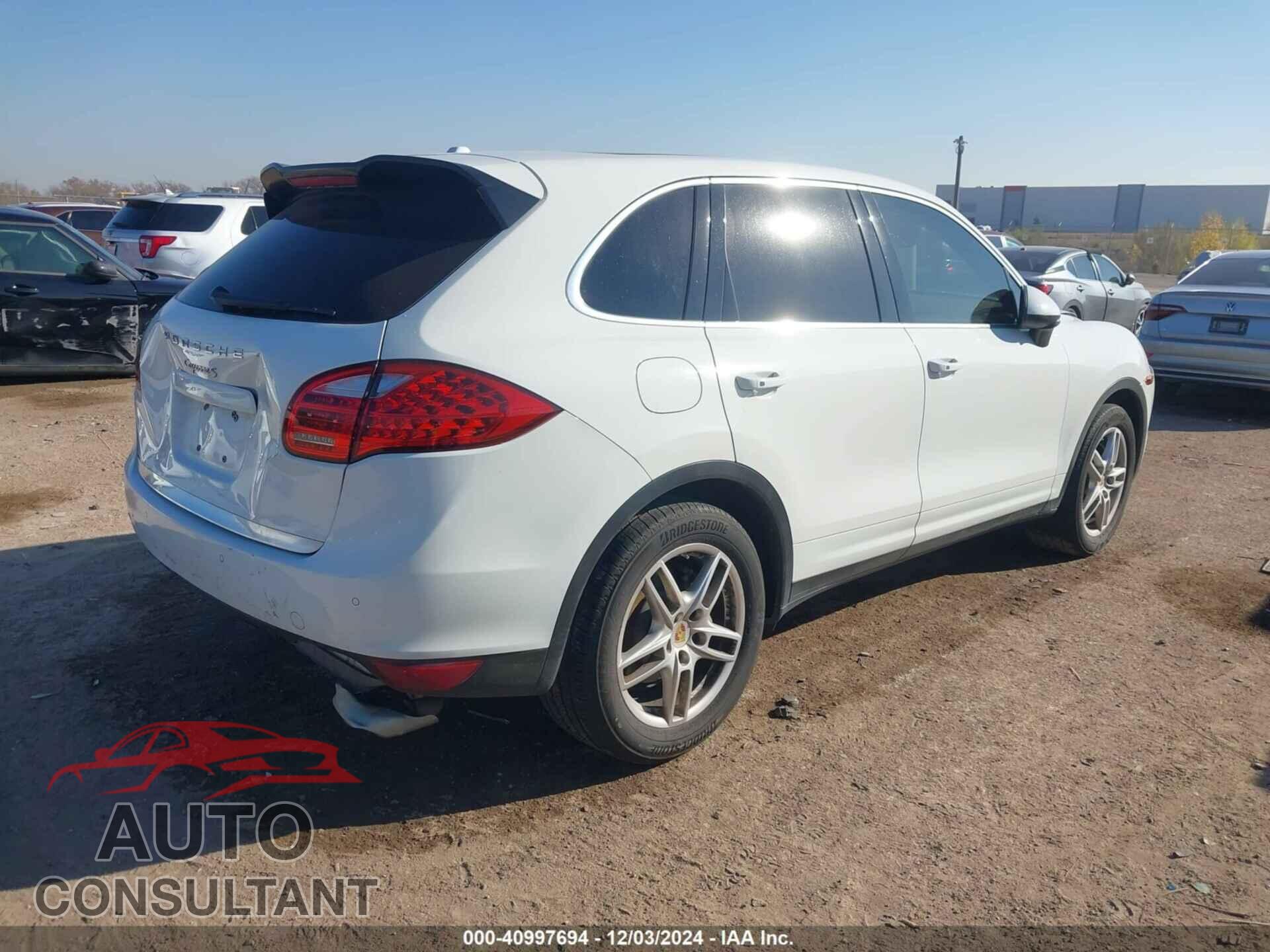 PORSCHE CAYENNE 2014 - WP1AB2A2XELA58082