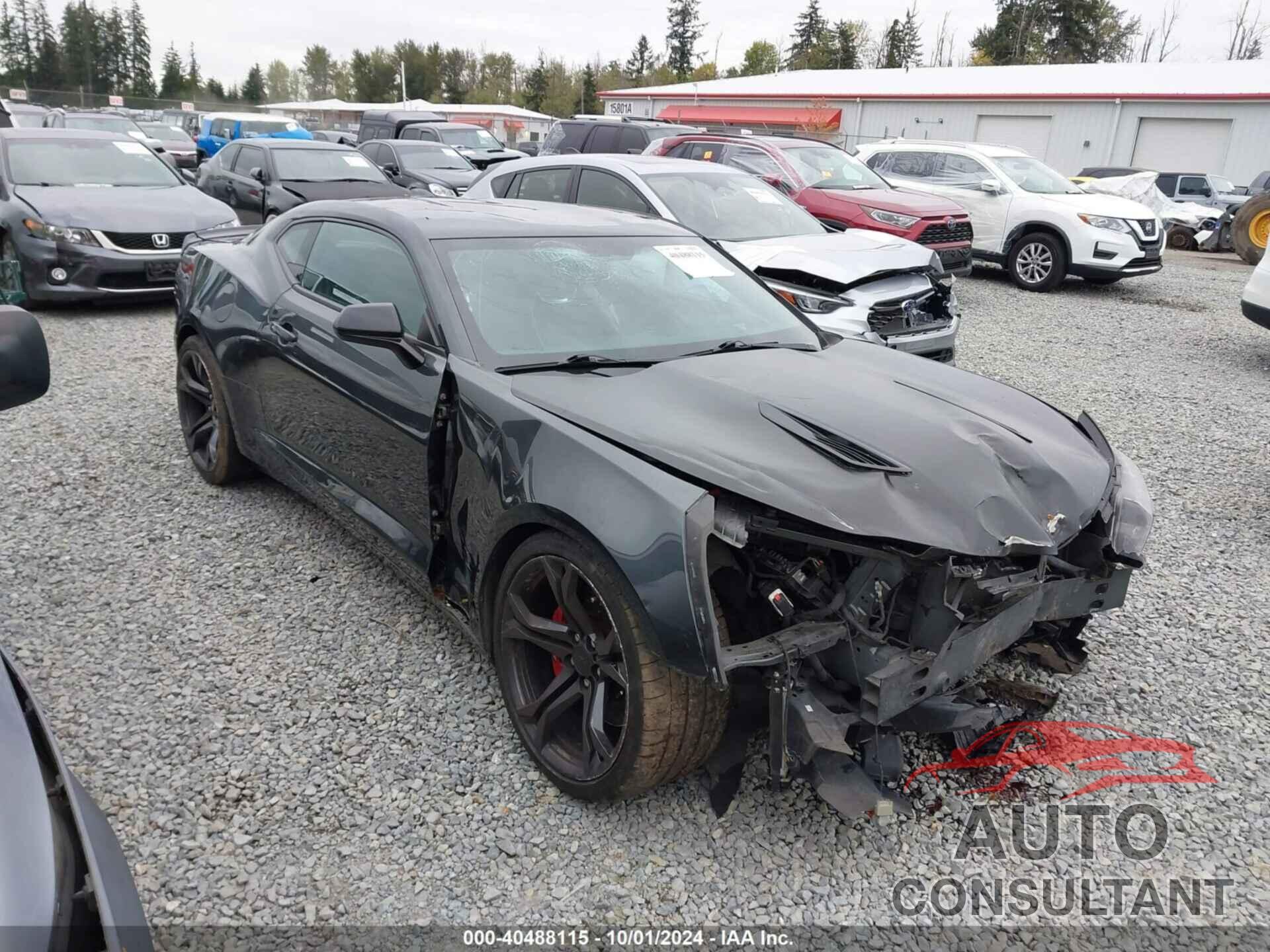 CHEVROLET CAMARO 2018 - 1G1FE1R70J0189311