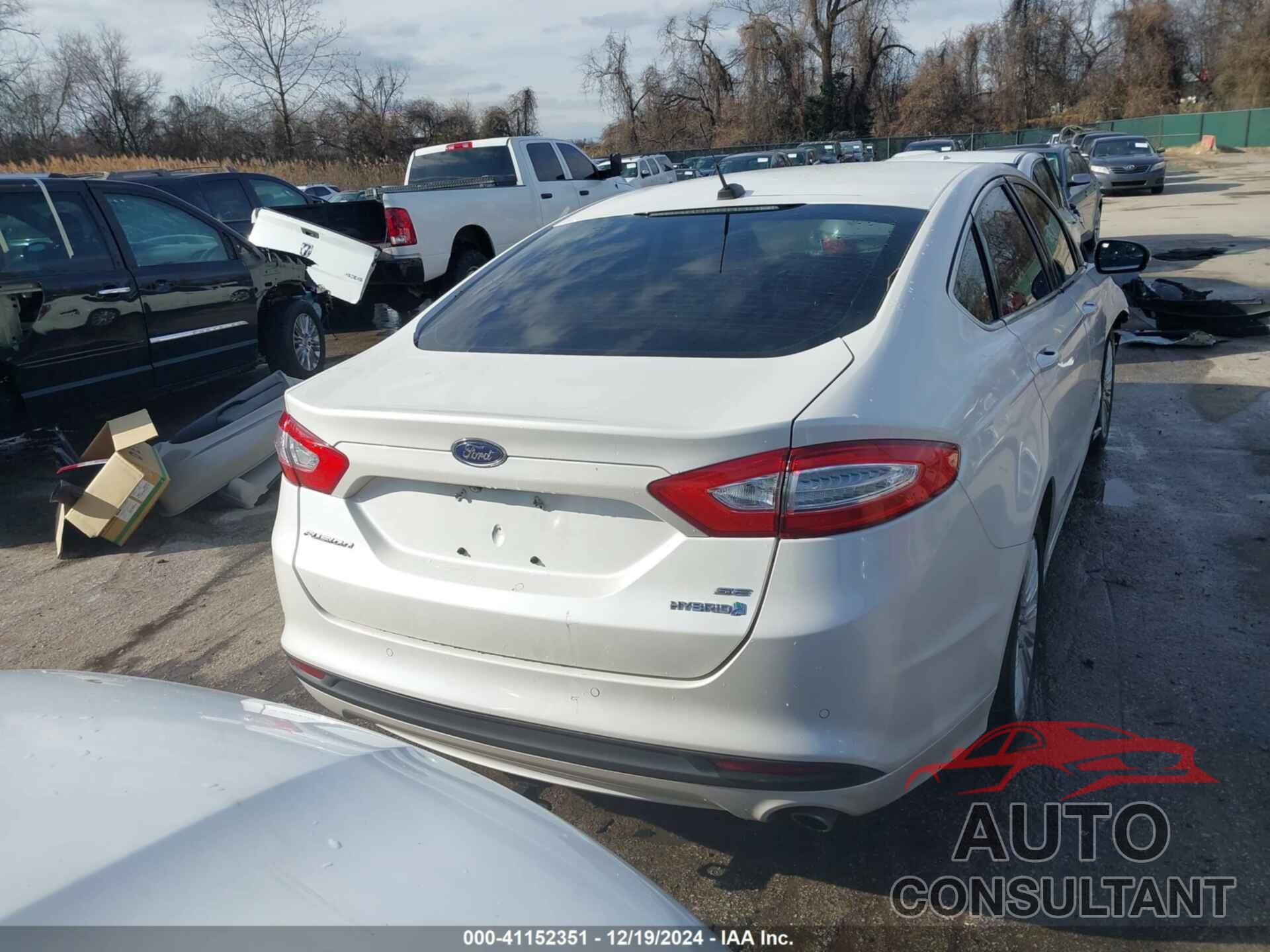 FORD FUSION HYBRID 2015 - 3FA6P0LU7FR189412