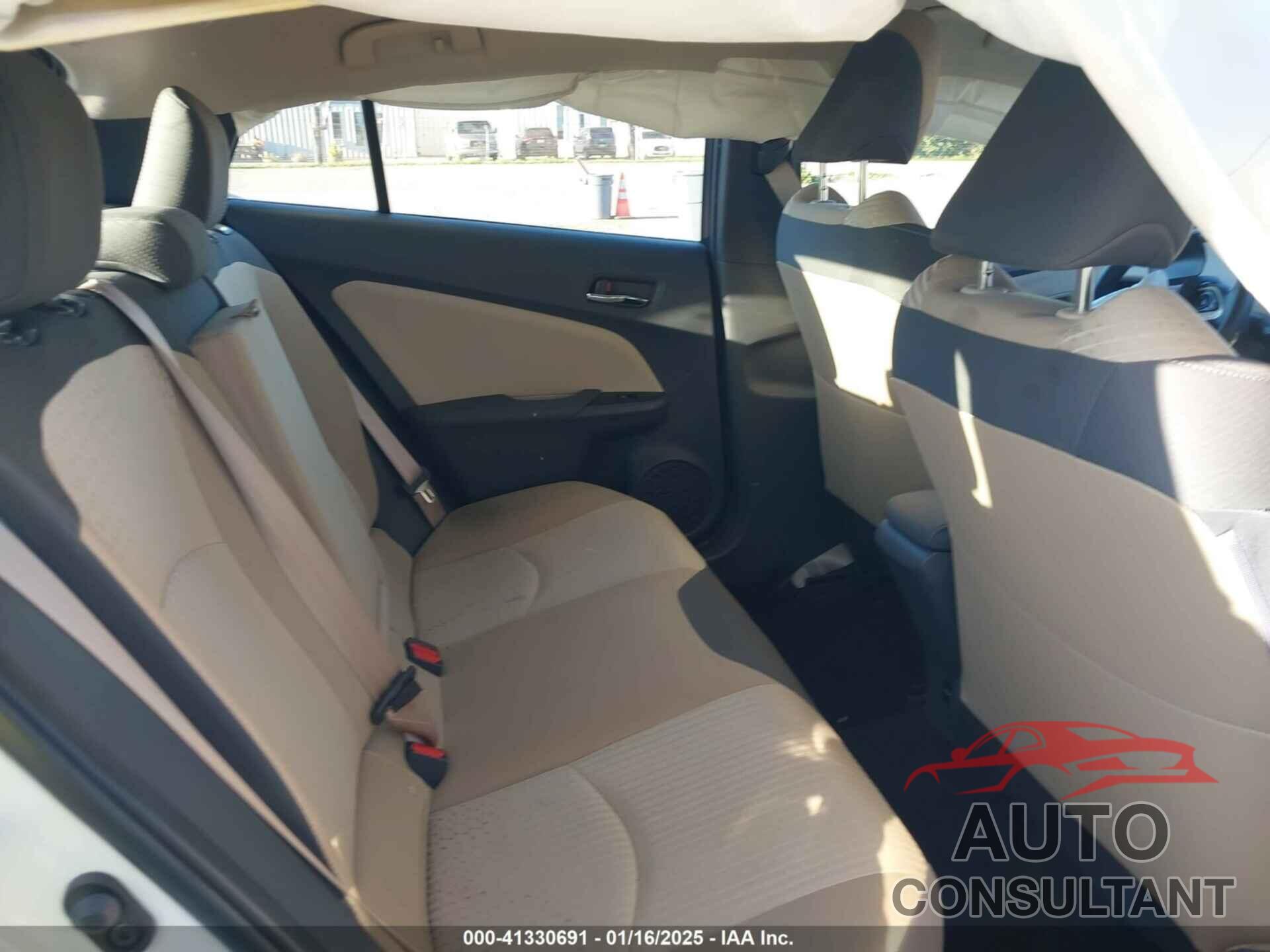 TOYOTA PRIUS 2018 - JTDKBRFU2J3060301