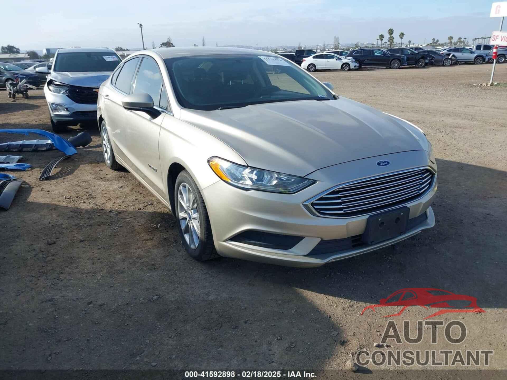 FORD FUSION HYBRID 2017 - 3FA6P0LU4HR285193