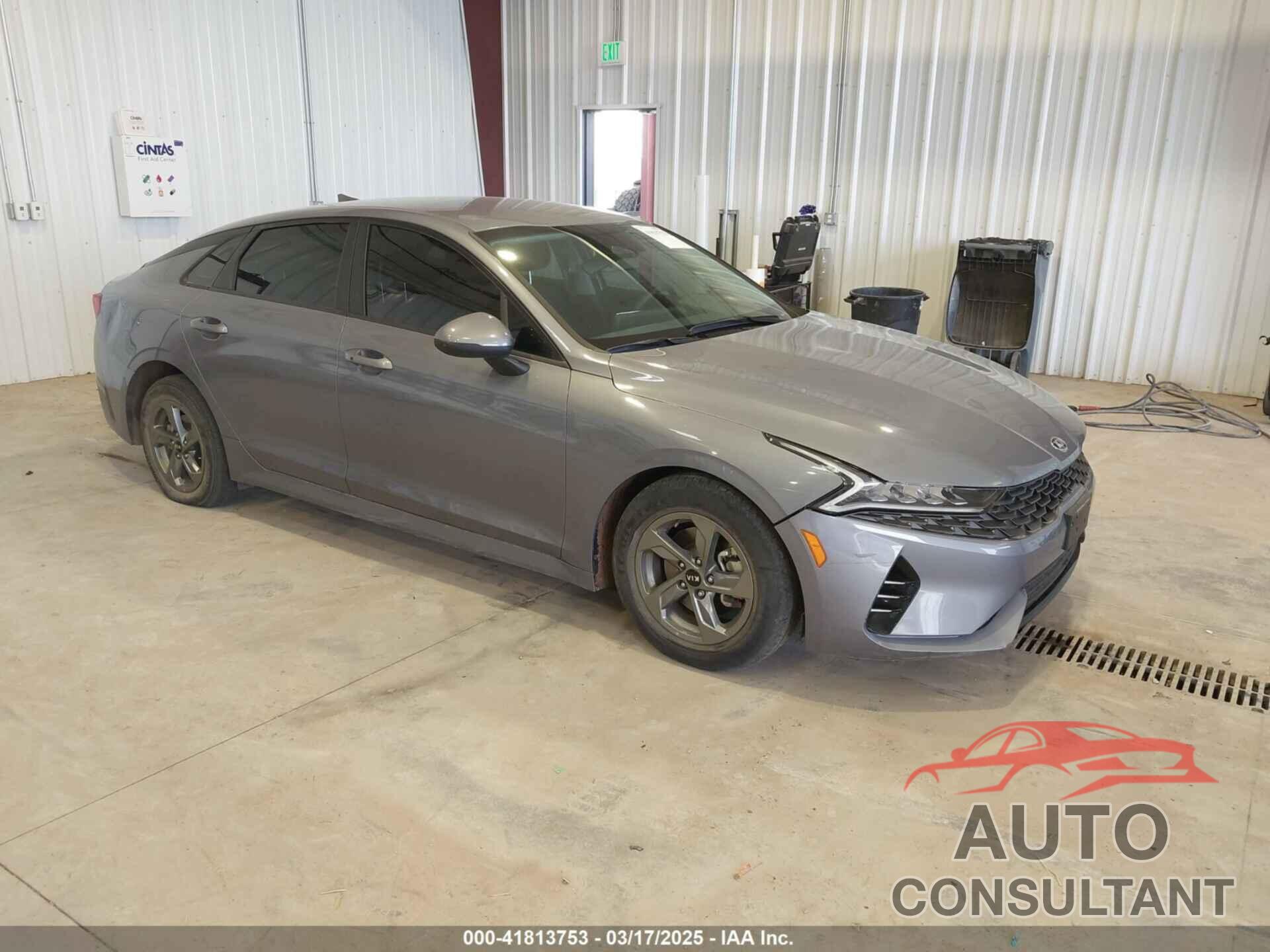 KIA K5 2021 - 5XXG14J23MG072088