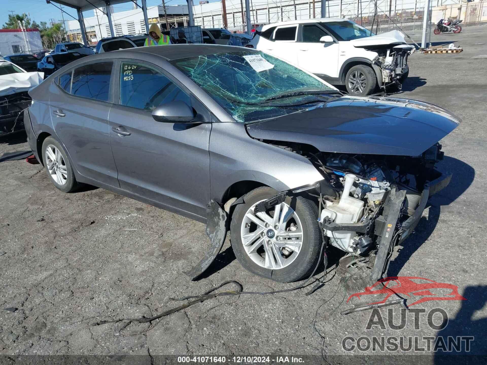 HYUNDAI ELANTRA 2020 - 5NPD84LF3LH540550