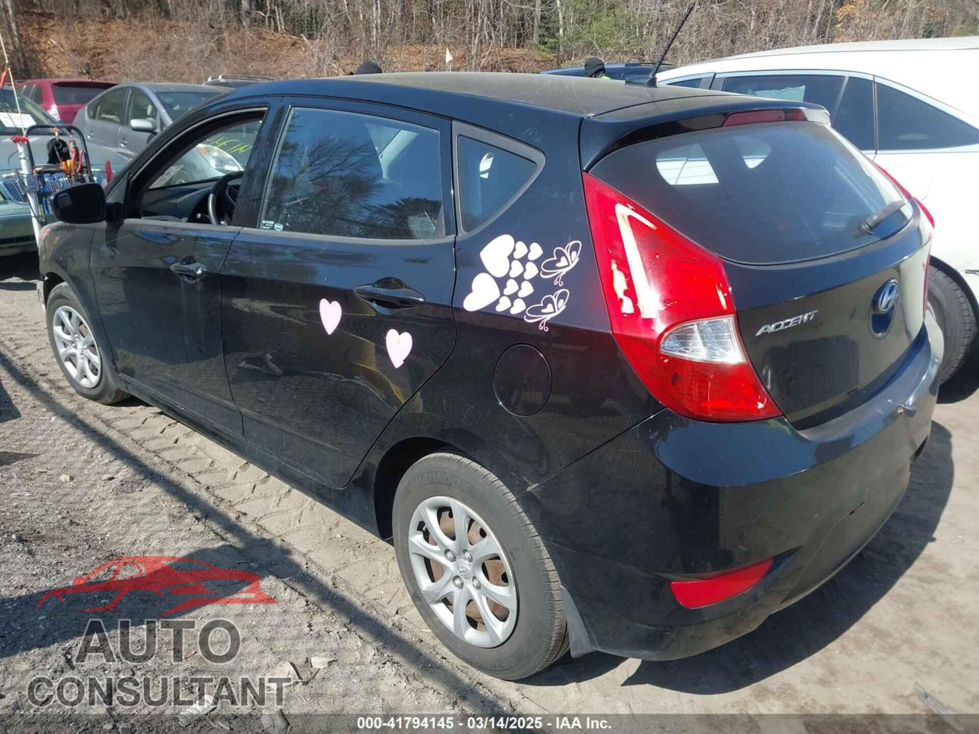 HYUNDAI ACCENT 2012 - KMHCT5AEXCU043832