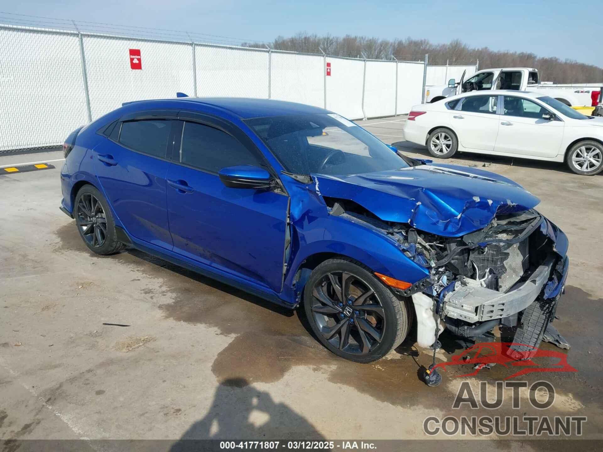 HONDA CIVIC 2019 - SHHFK7H44KU209751