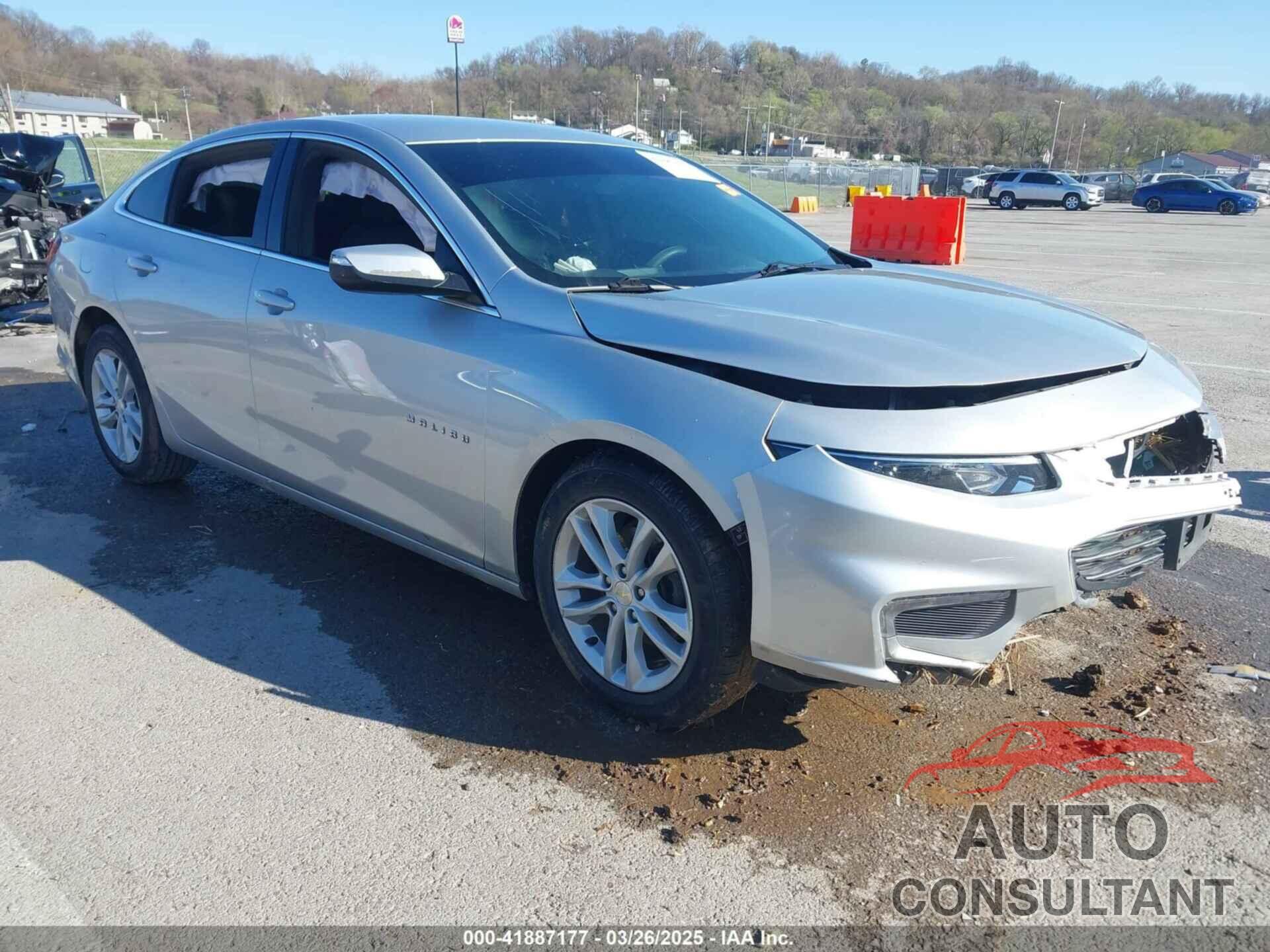 CHEVROLET MALIBU 2018 - 1G1ZD5ST1JF261841