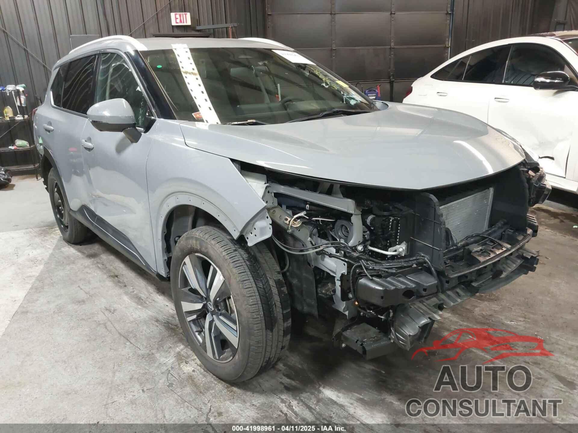 NISSAN ROGUE 2024 - 5N1BT3CB7RC685572