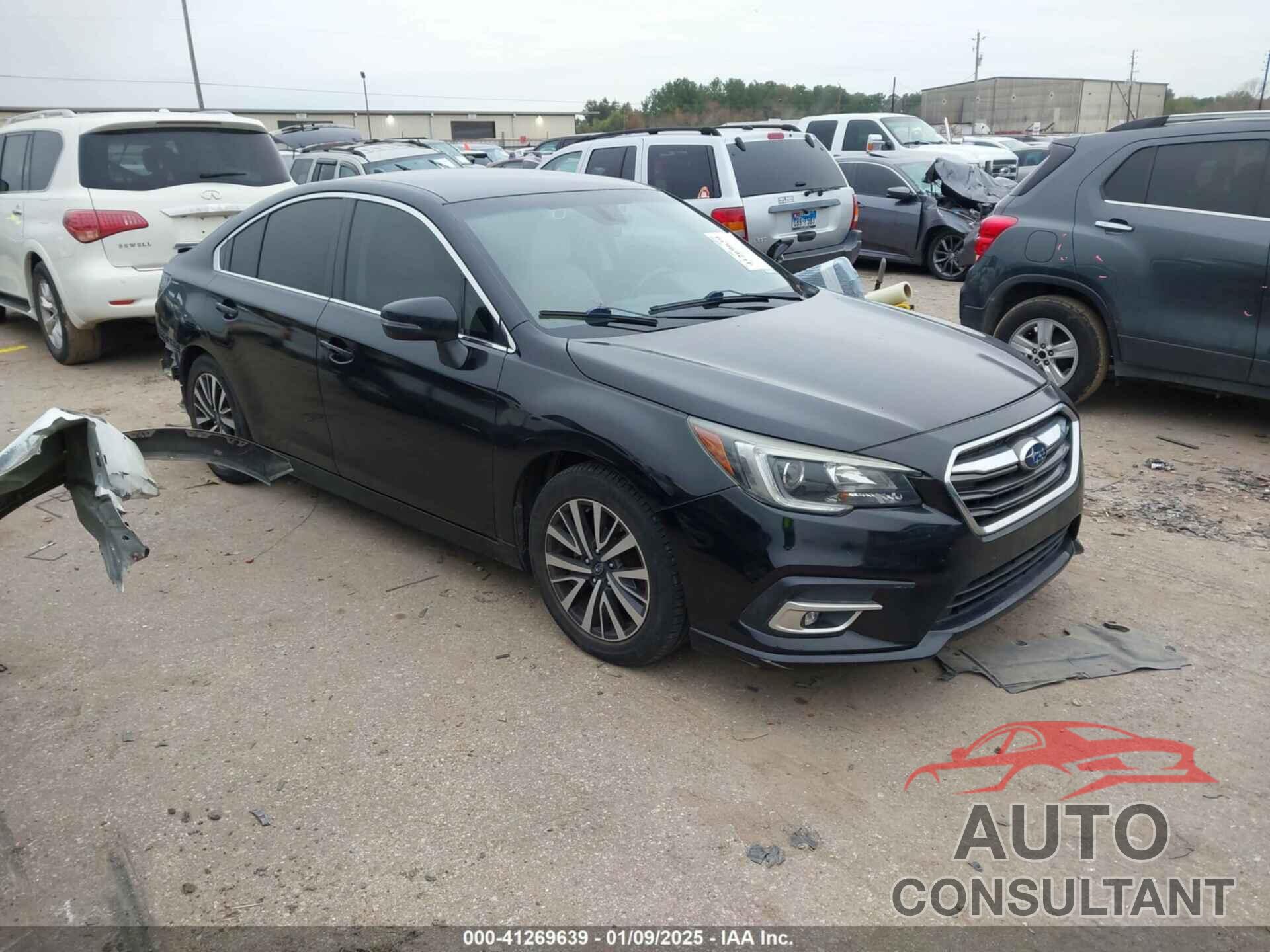 SUBARU LEGACY 2018 - 4S3BNAF68J3027085