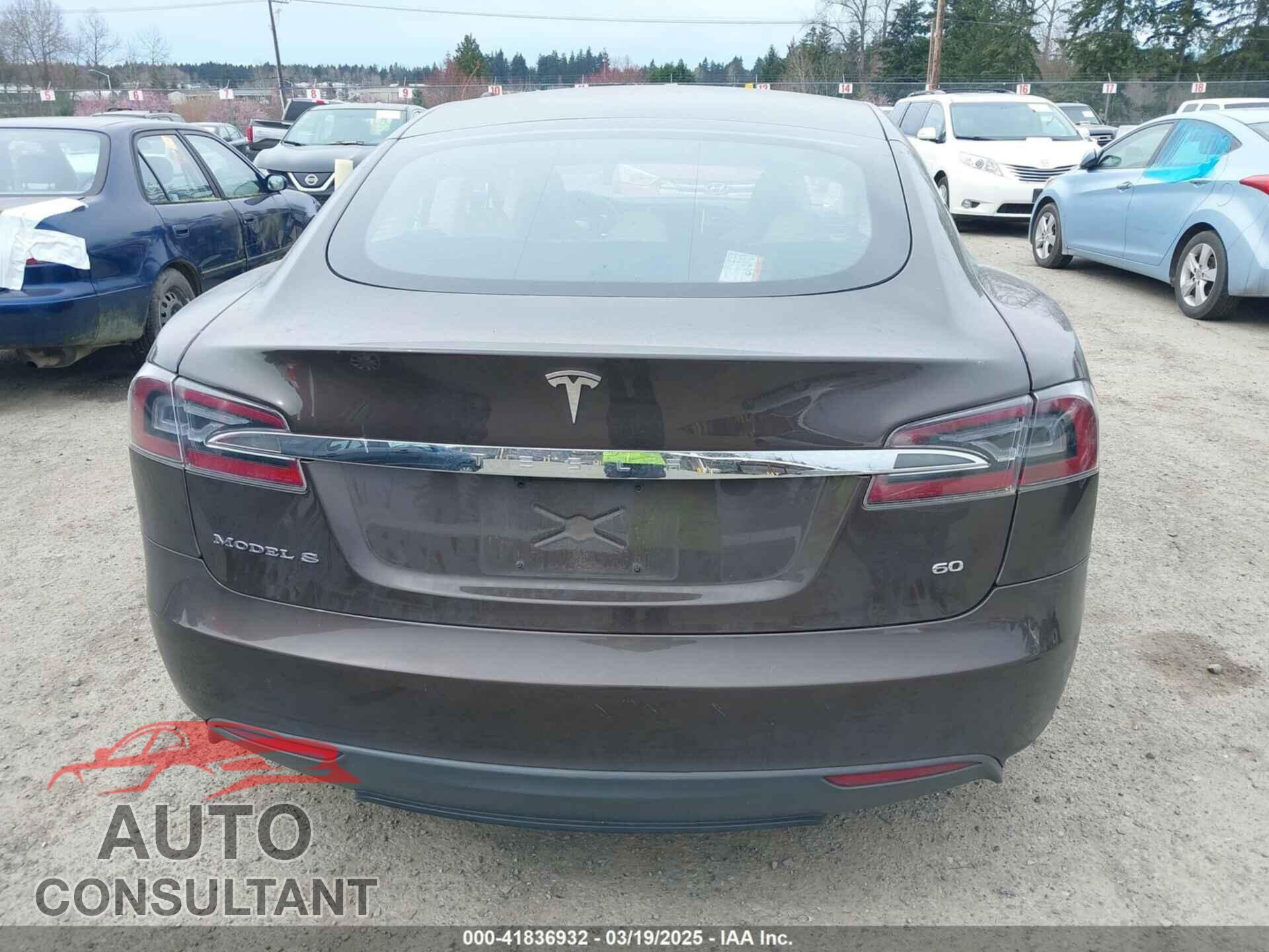 TESLA MODEL S 2013 - 5YJSA1DG5DFP09632