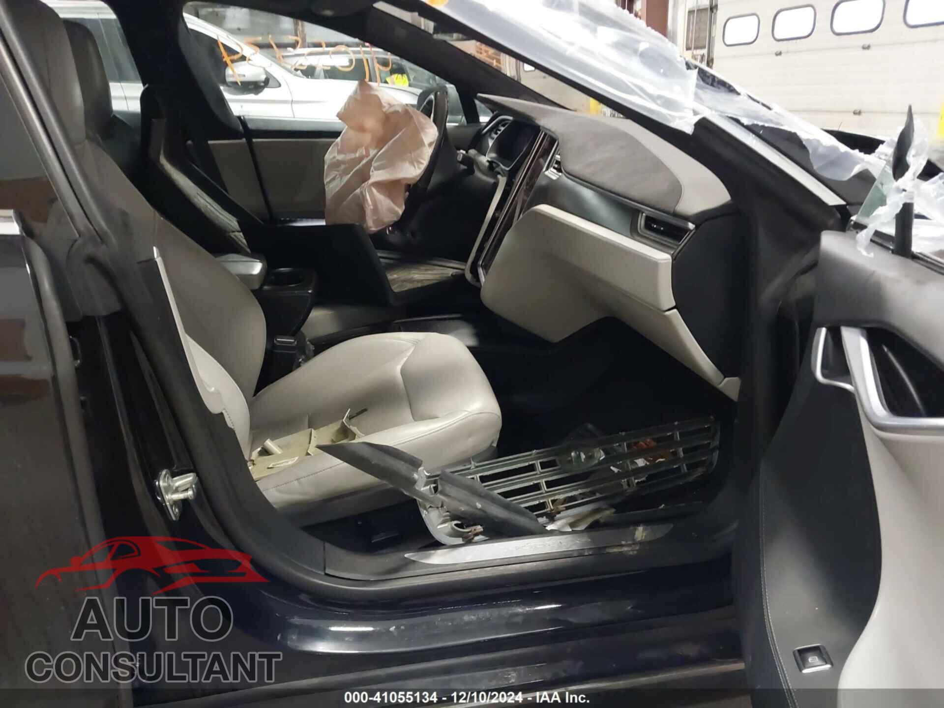 TESLA MODEL S 2015 - 5YJSA1E48FF102860