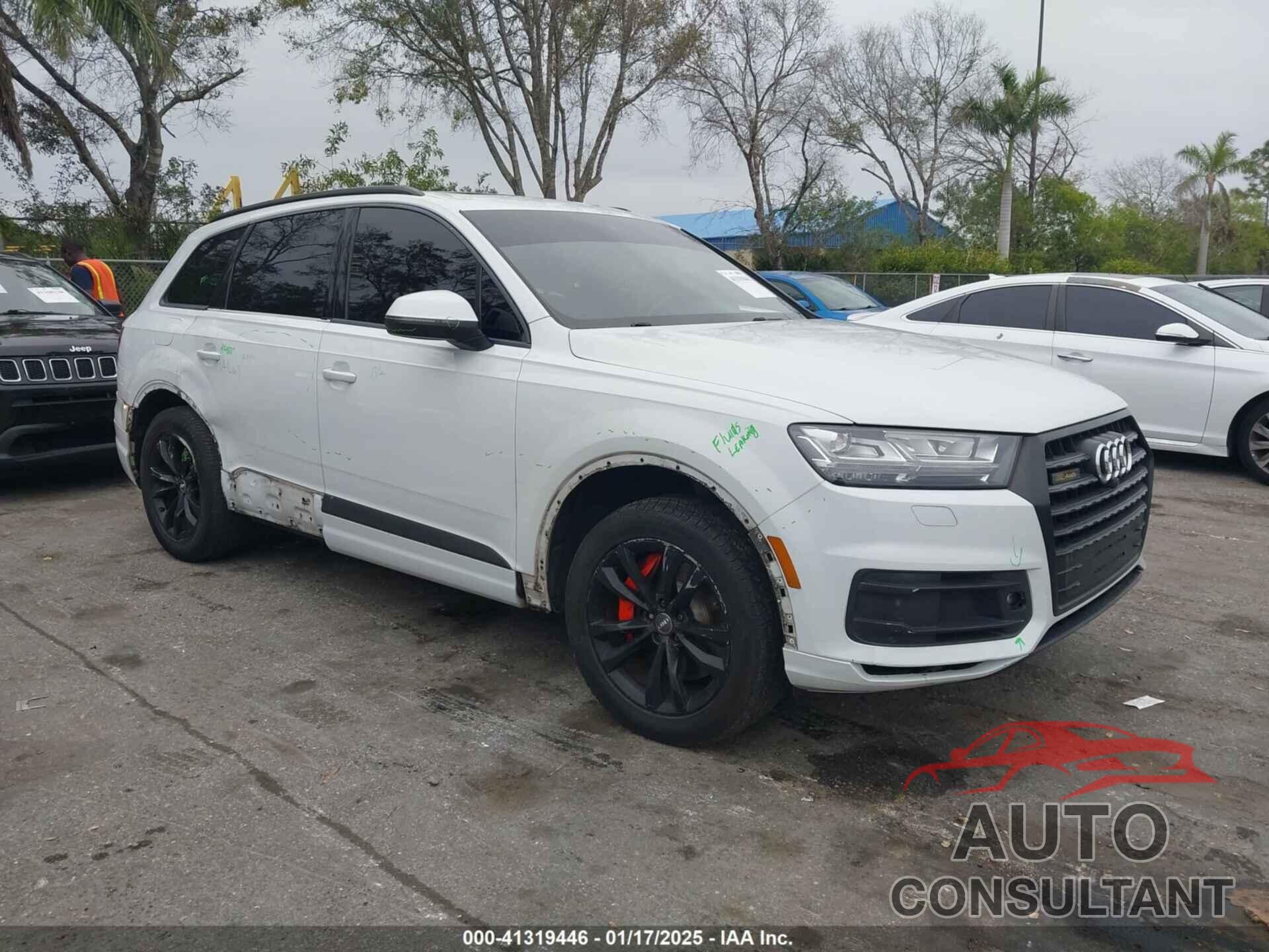 AUDI Q7 2017 - WA1LHAF76HD041490