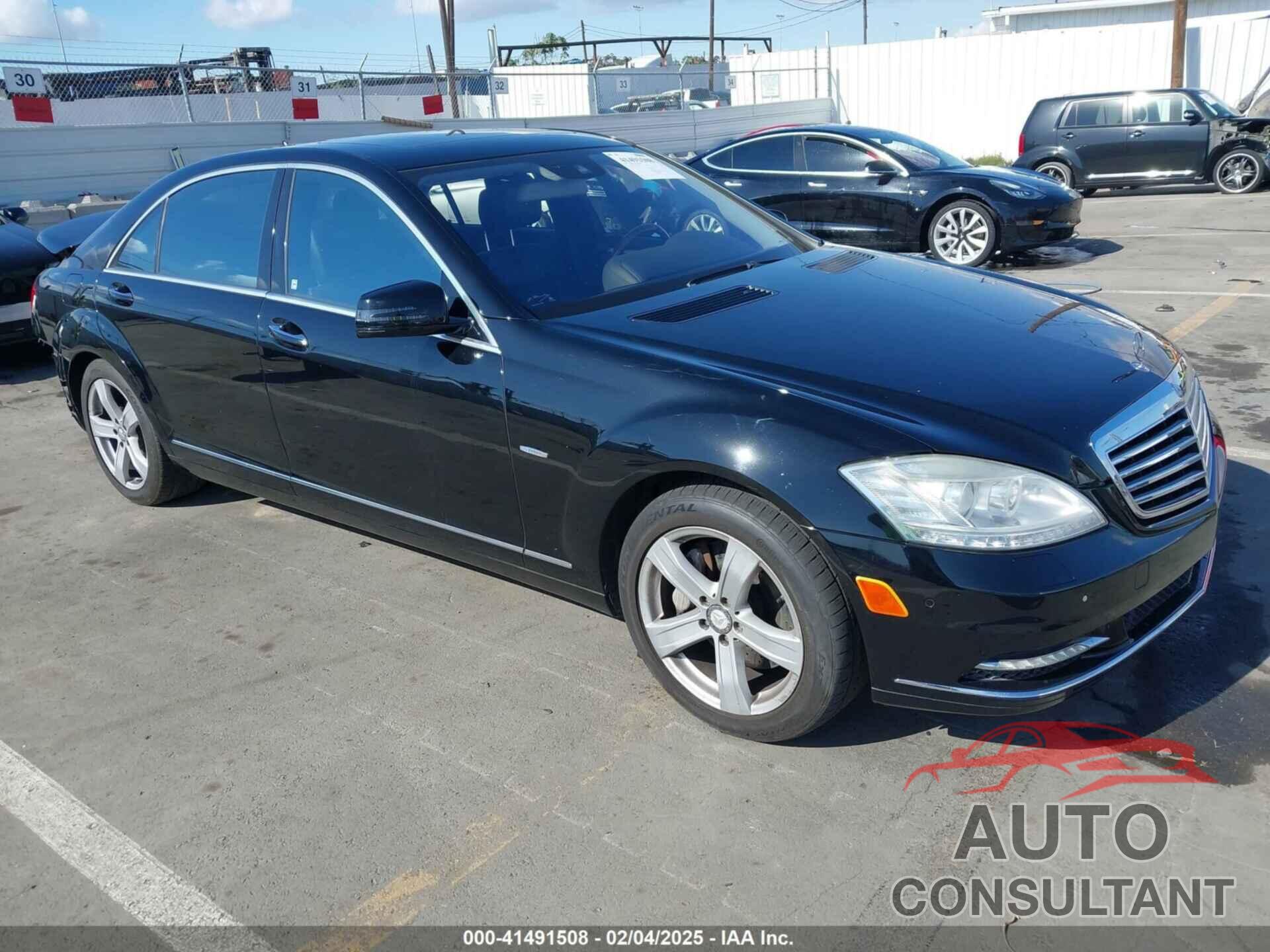 MERCEDES-BENZ S 550 2012 - WDDNG7DBXCA442133