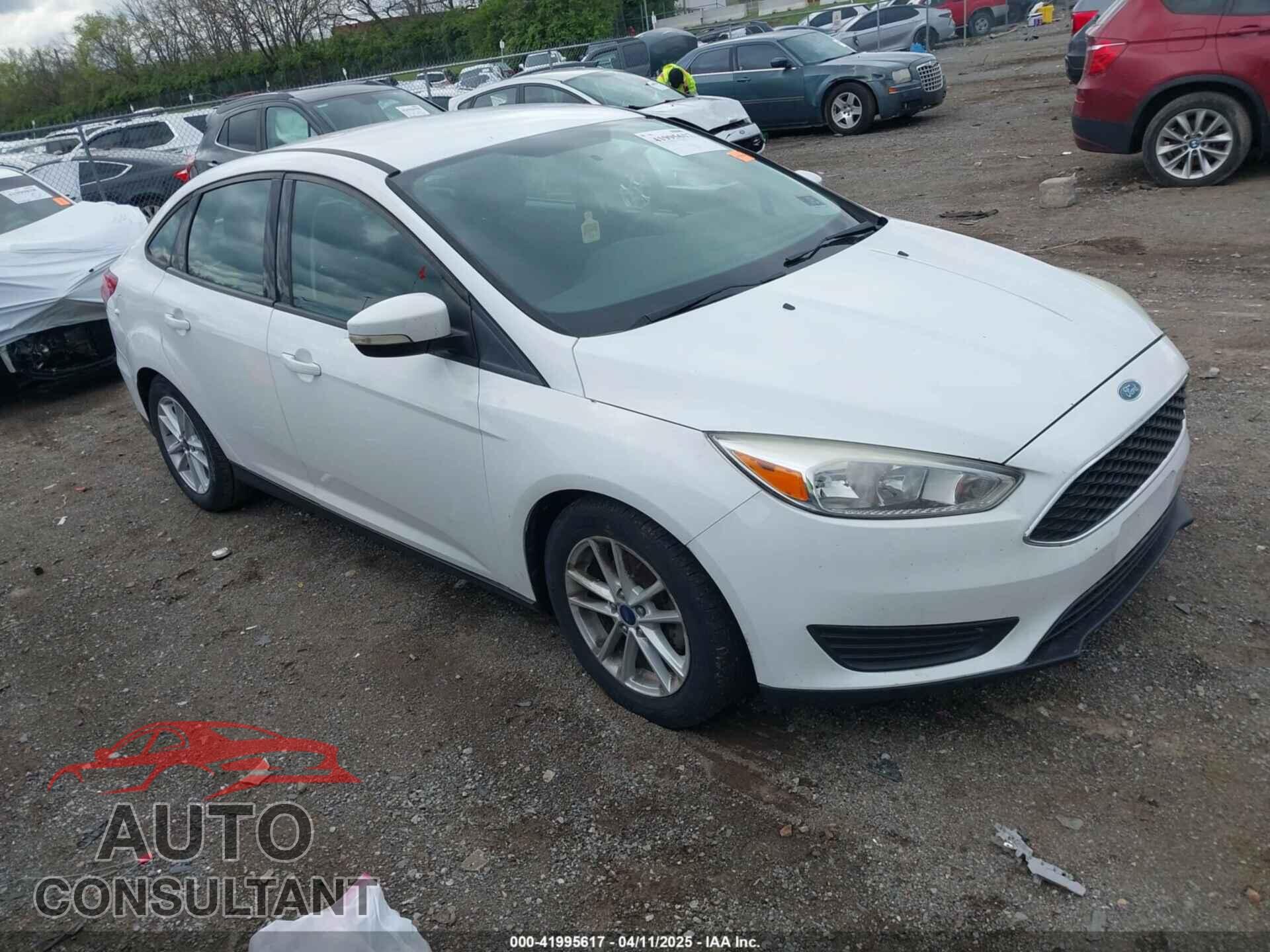 FORD FOCUS 2017 - 1FADP3F26HL320298