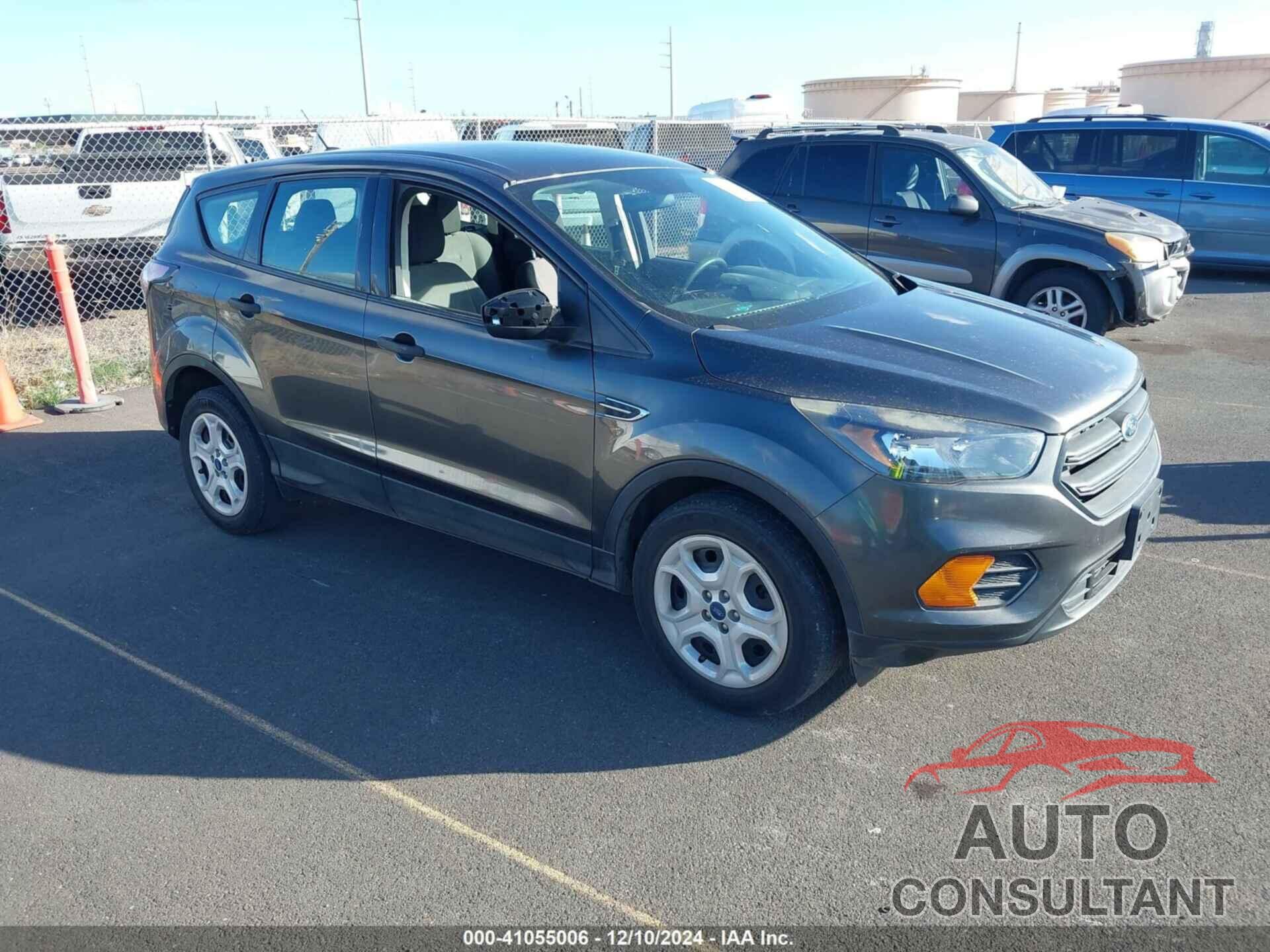 FORD ESCAPE 2018 - 1FMCU0F72JUD37815