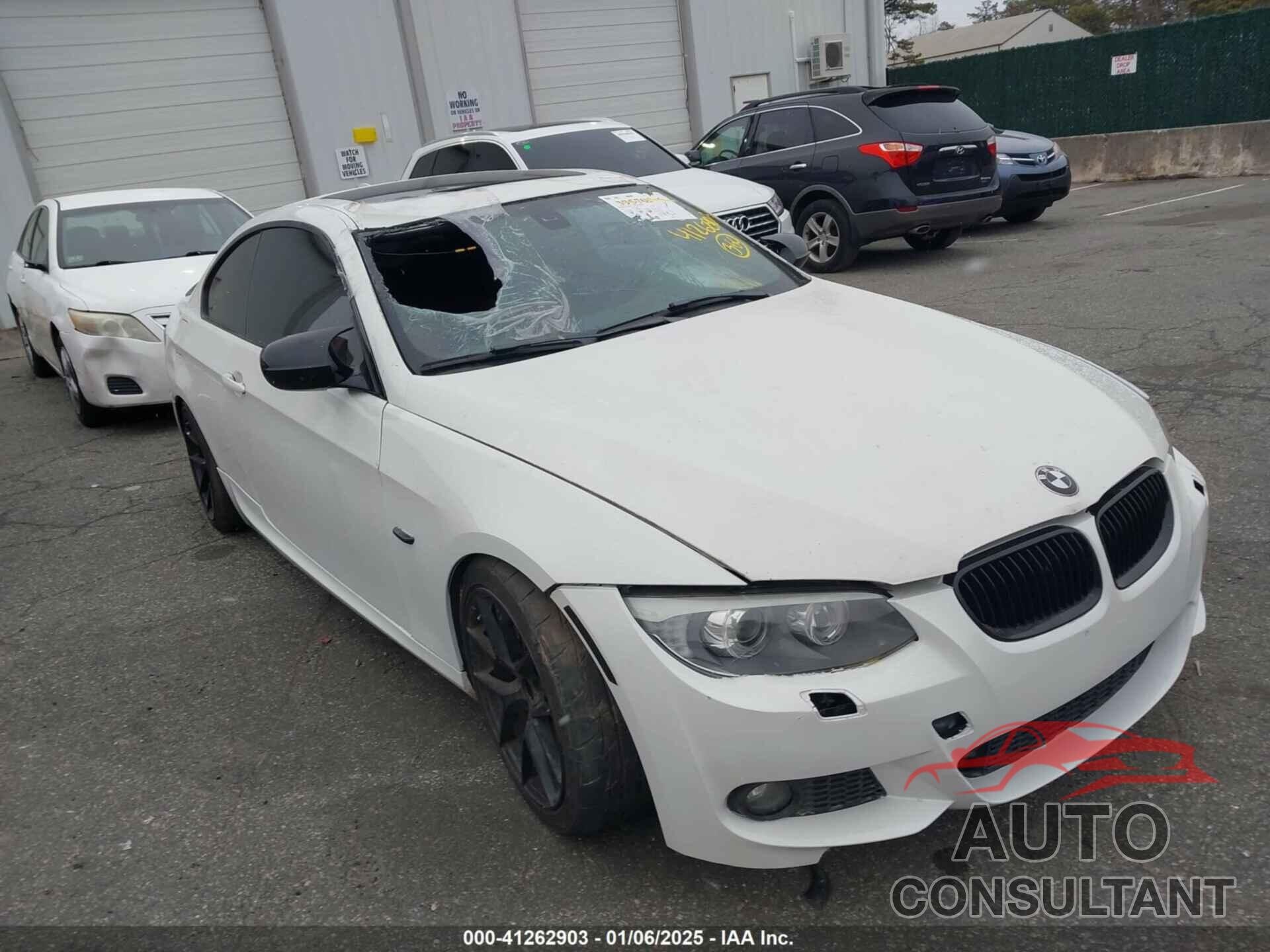 BMW 328I 2011 - WBAKE3C59BE768792