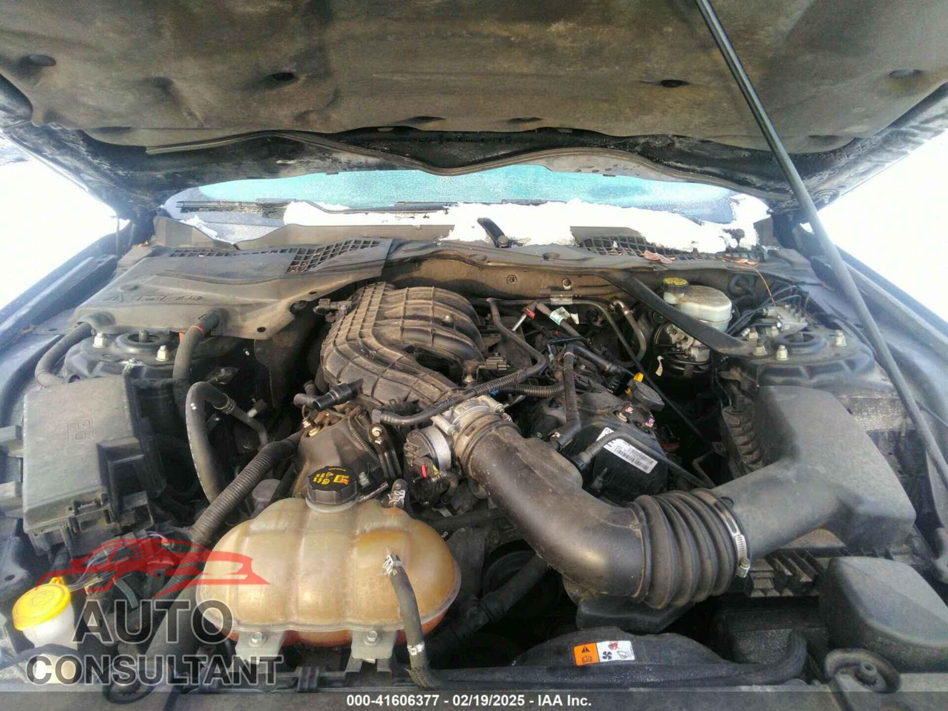FORD MUSTANG 2015 - 1FATP8EM5F5348705