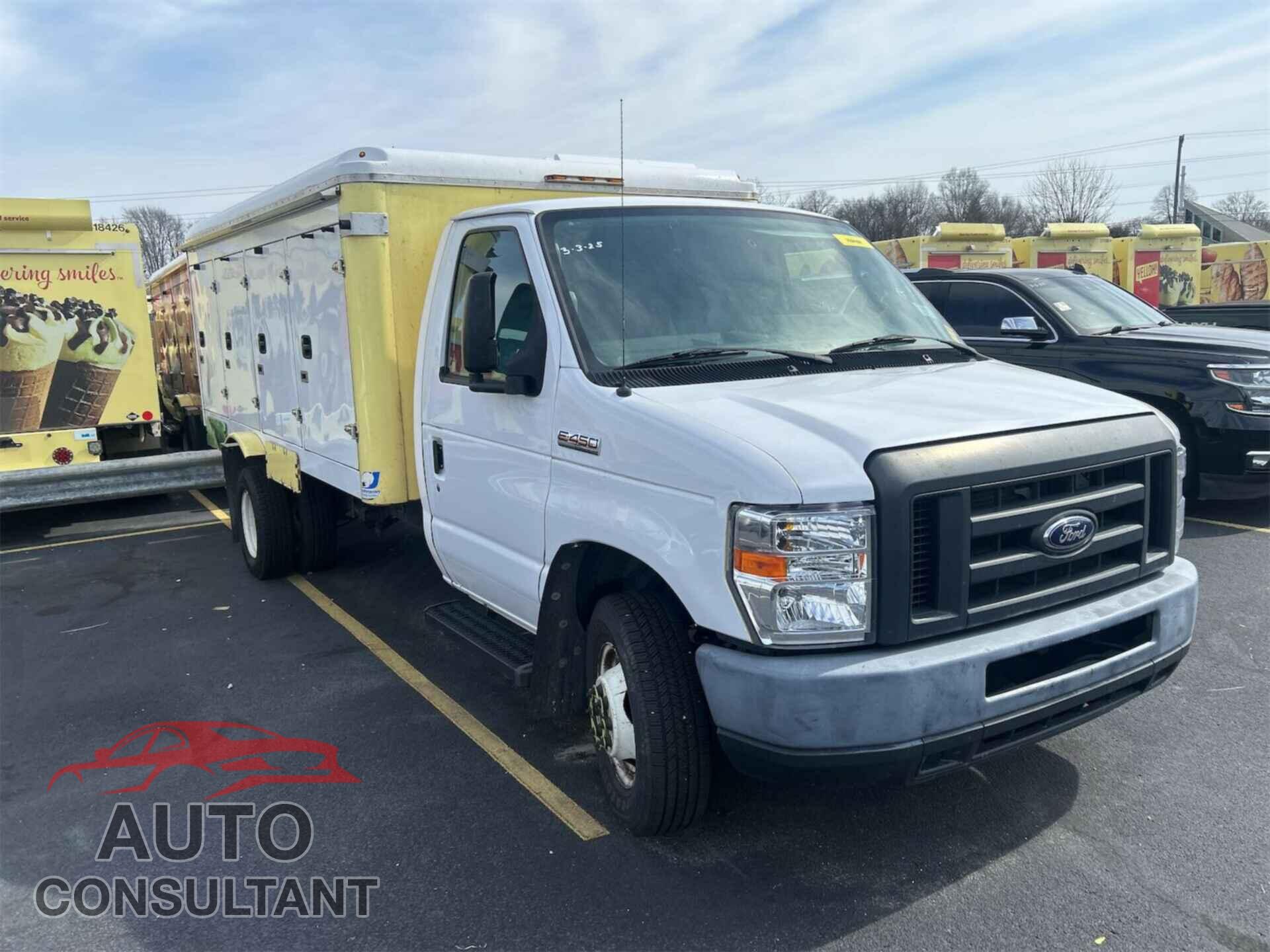 FORD E-450 CUTAWAY 2018 - 1FDXE4FS3JDC33229