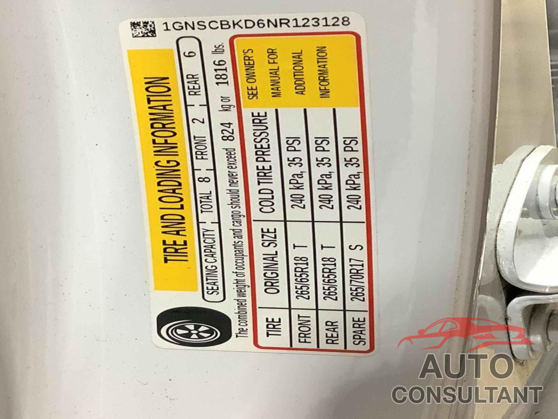 CHEVROLET SUBURBAN 2022 - 1GNSCBKD6NR123128