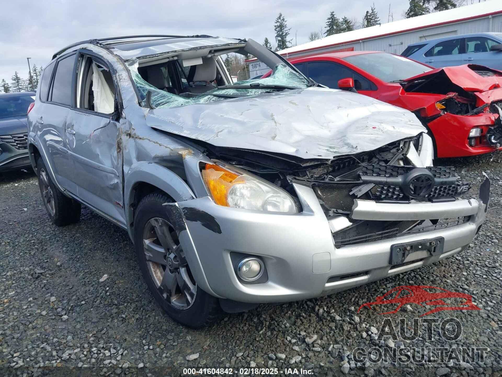 TOYOTA RAV4 2012 - JTMRK4DVXC5108180