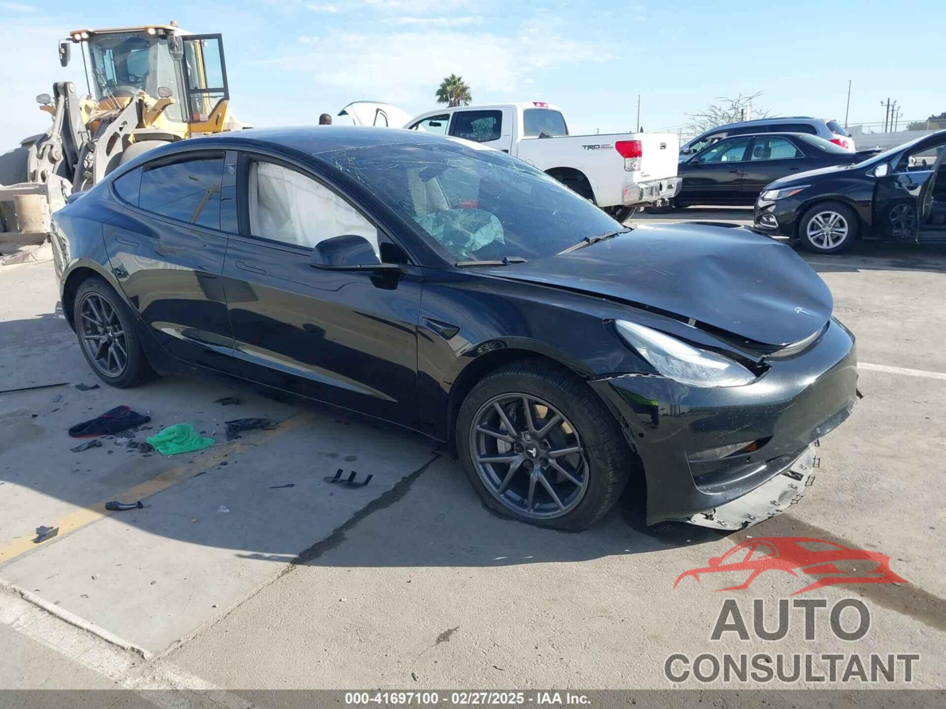TESLA MODEL 3 2019 - 5YJ3E1EA0KF399082