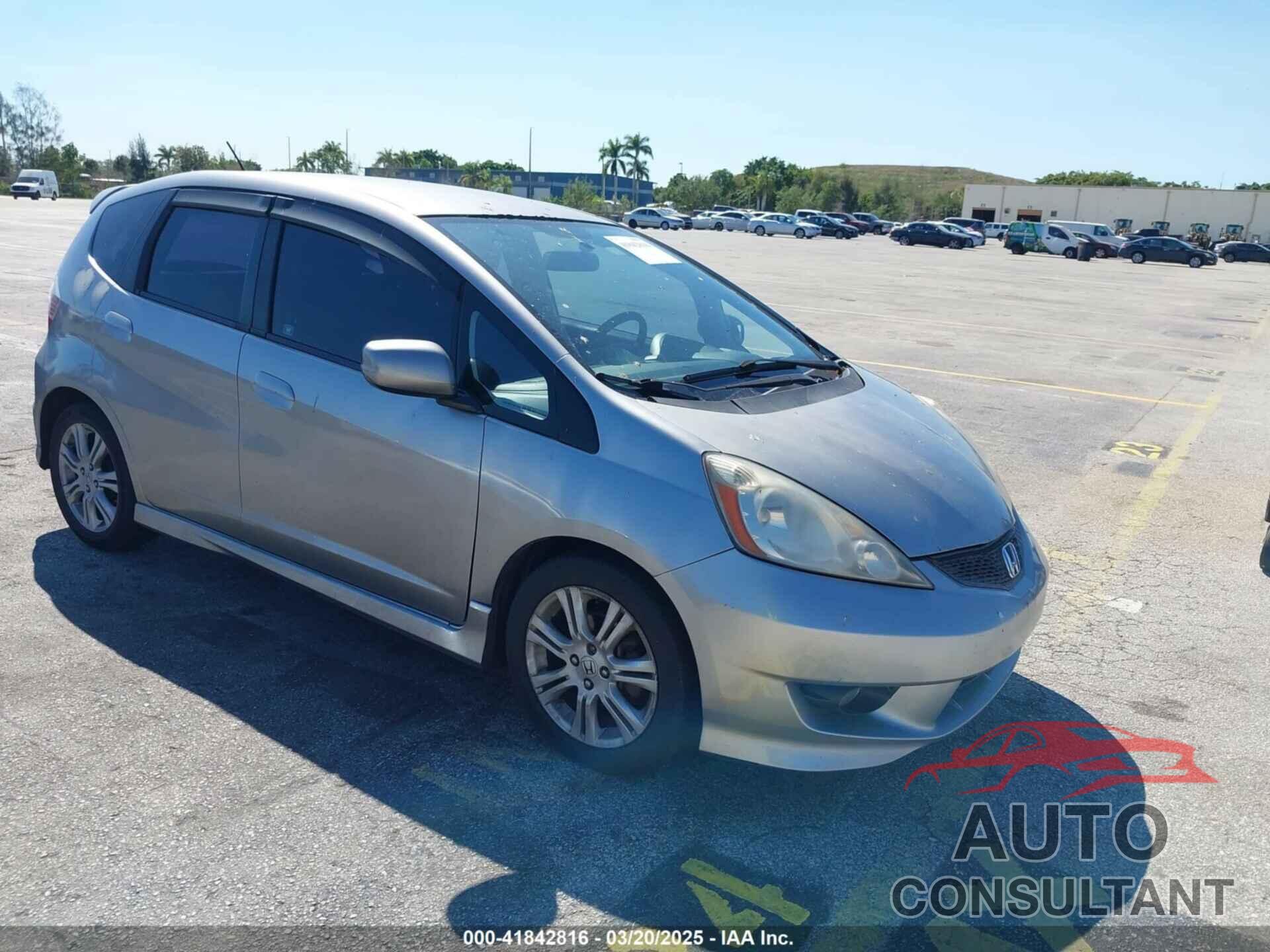 HONDA FIT 2010 - JHMGE8H42AC015975