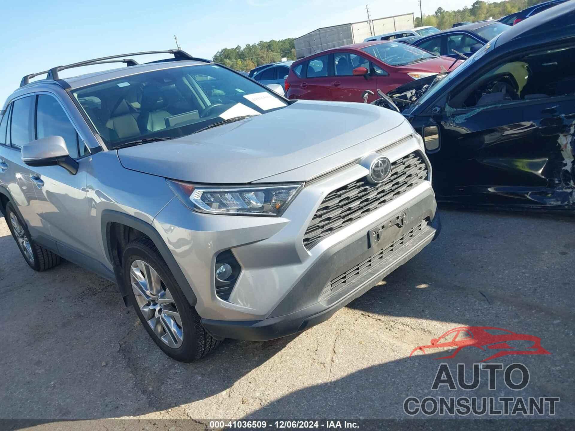 TOYOTA RAV4 2019 - 2T3C1RFV1KW028714