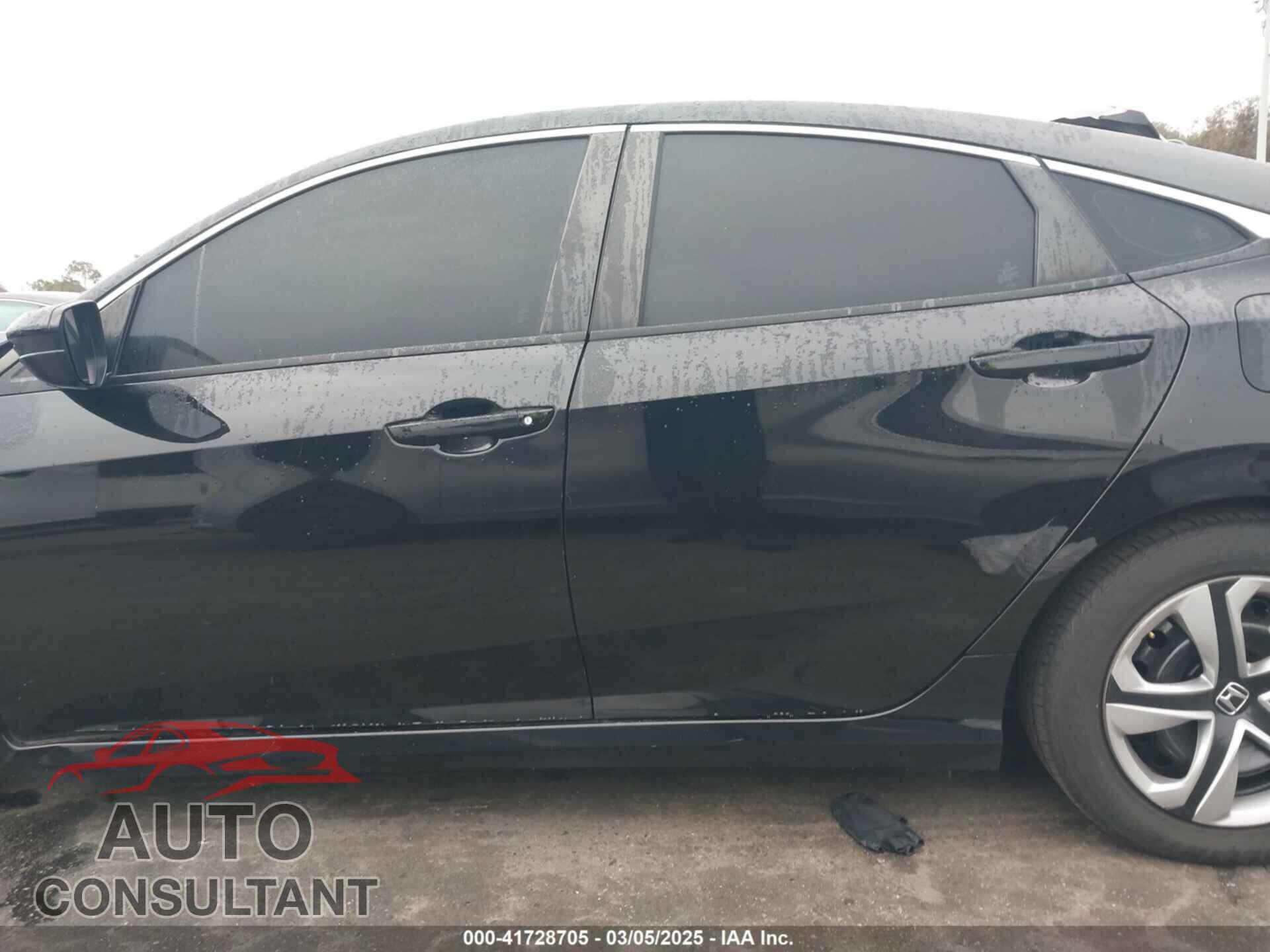 HONDA CIVIC 2018 - 2HGFC2F51JH603473