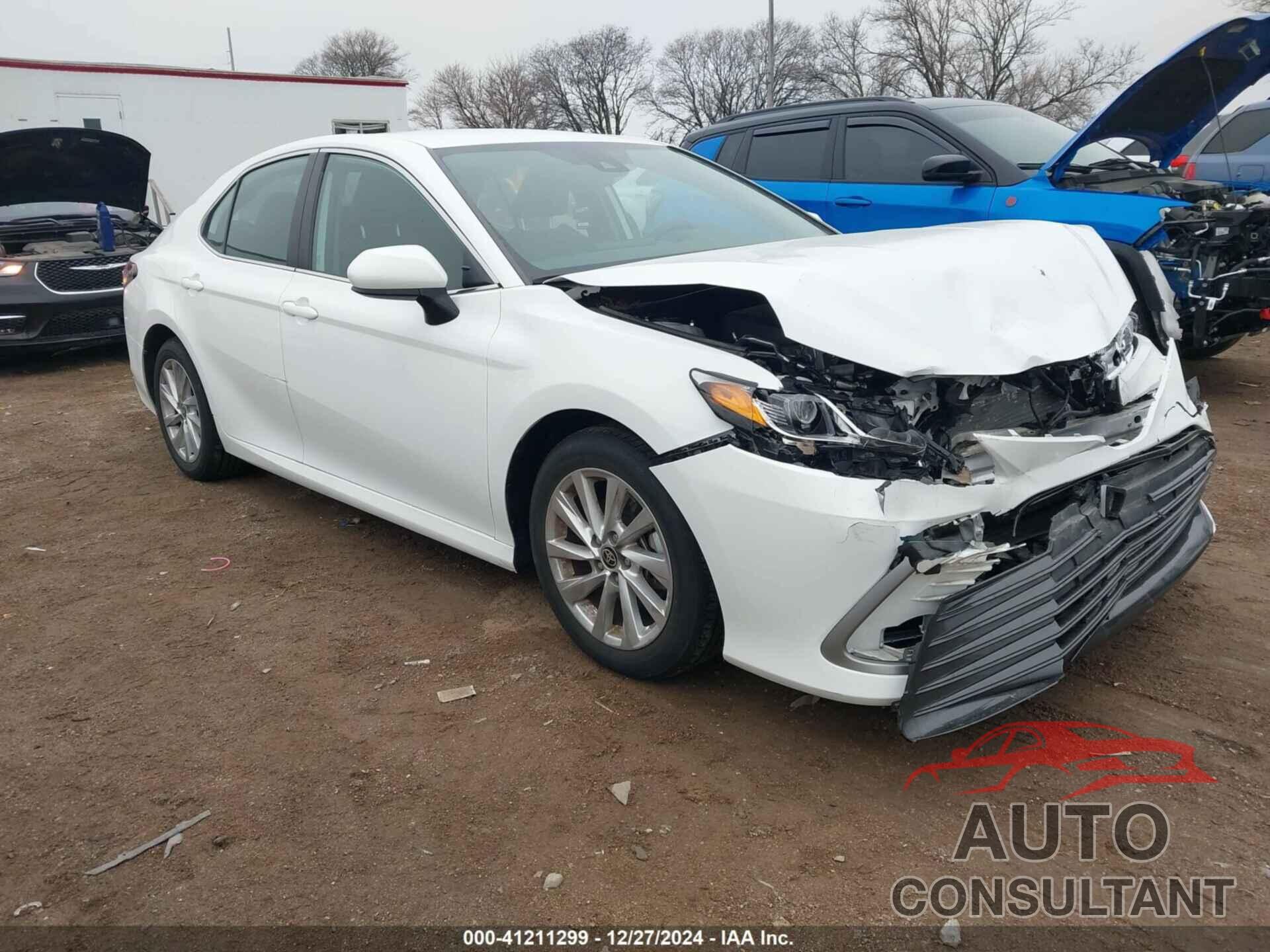TOYOTA CAMRY 2023 - 4T1C11AK2PU813385