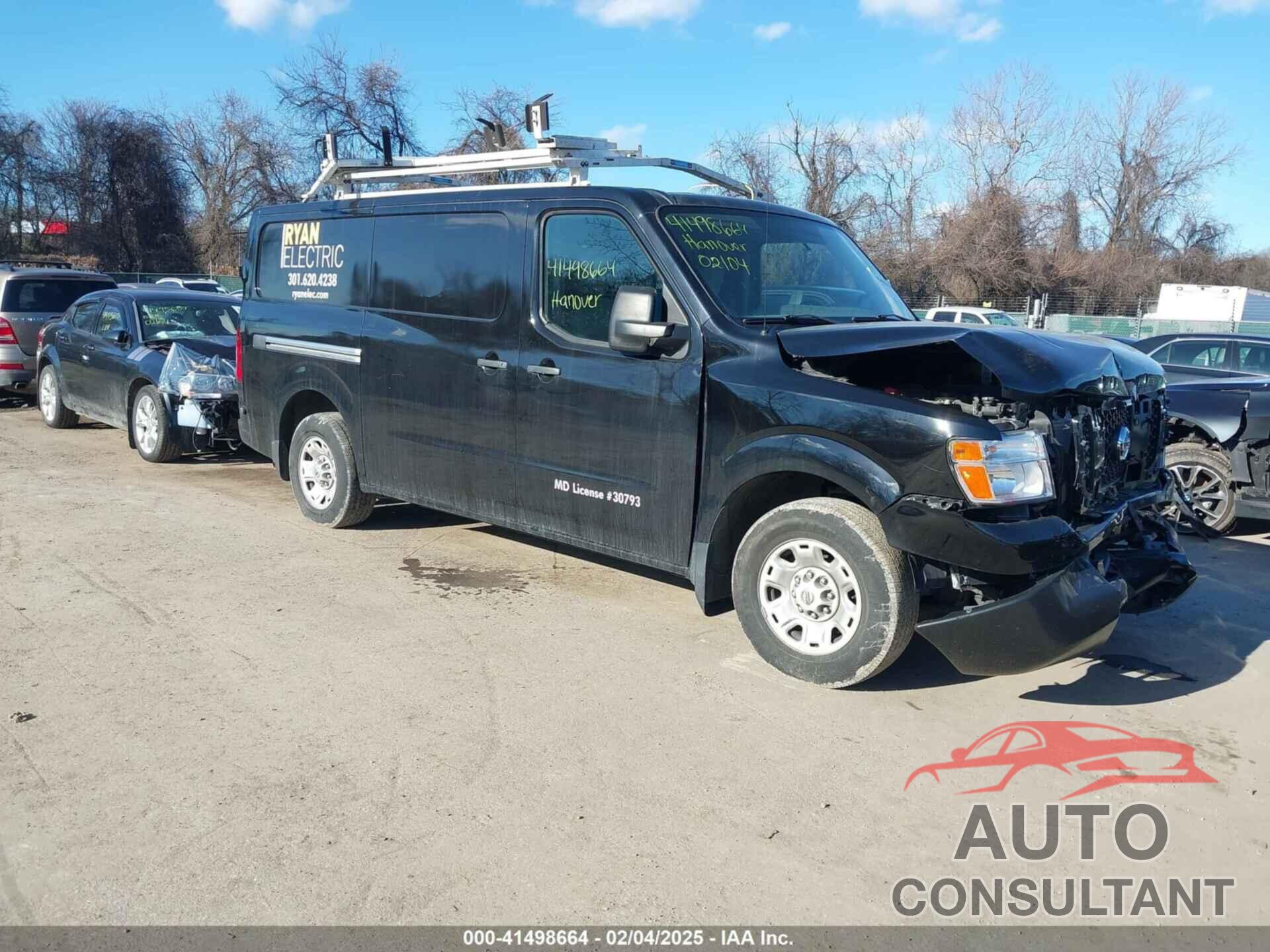 NISSAN NV CARGO NV2500 HD 2018 - 1N6BF0KY6JN810843