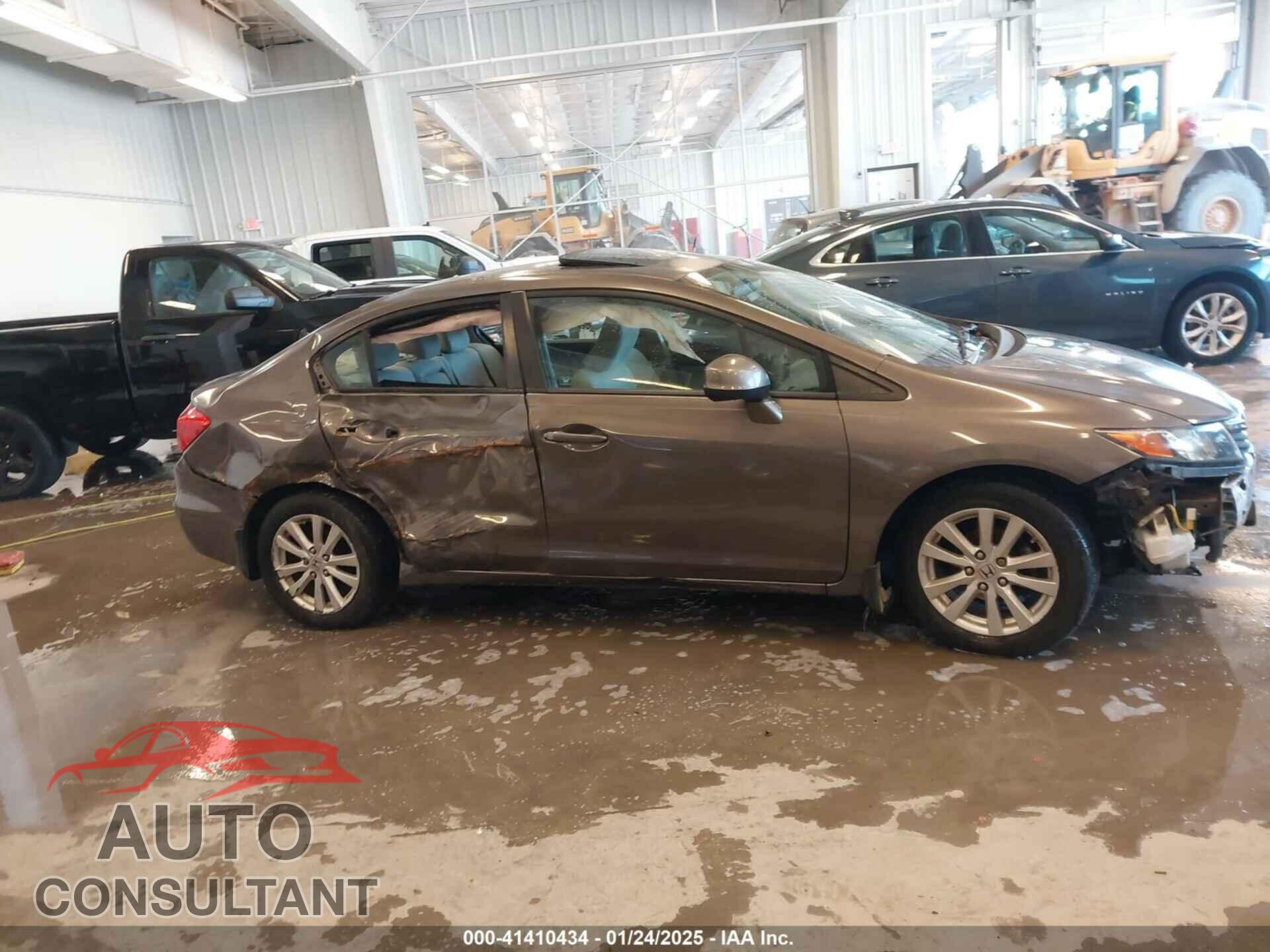 HONDA CIVIC 2012 - 2HGFB2F83CH551652